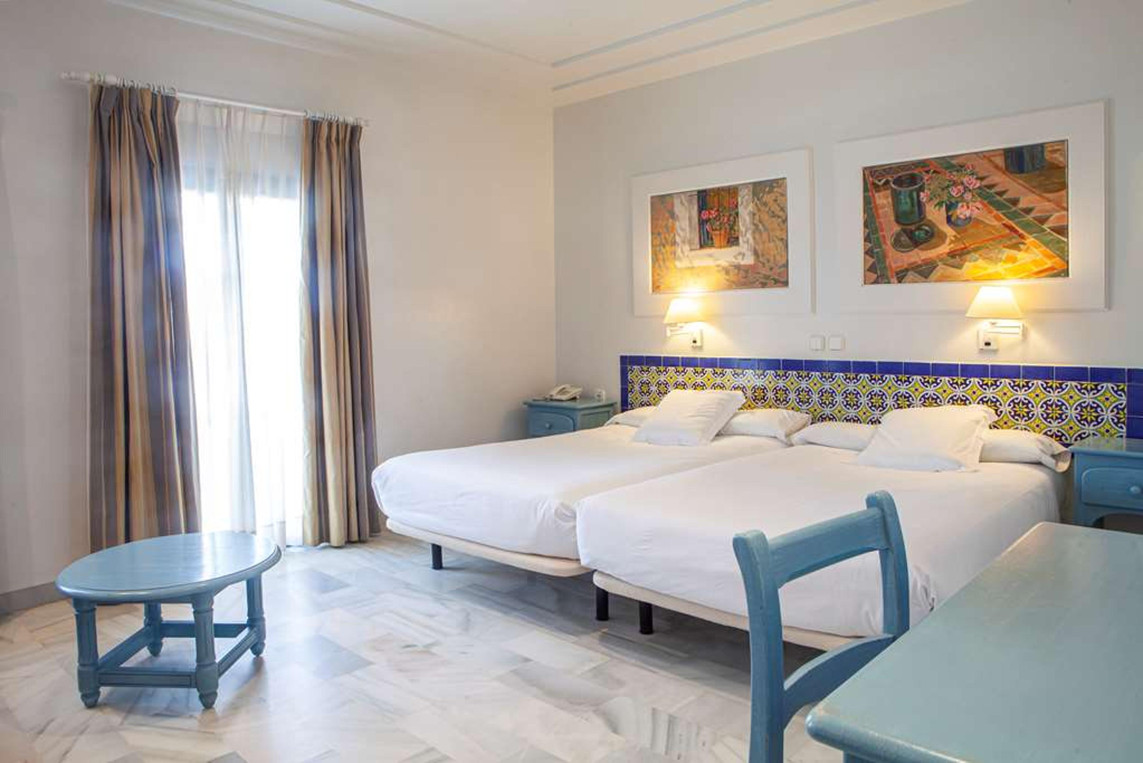 HOTEL PLAYA DE LA LUZ