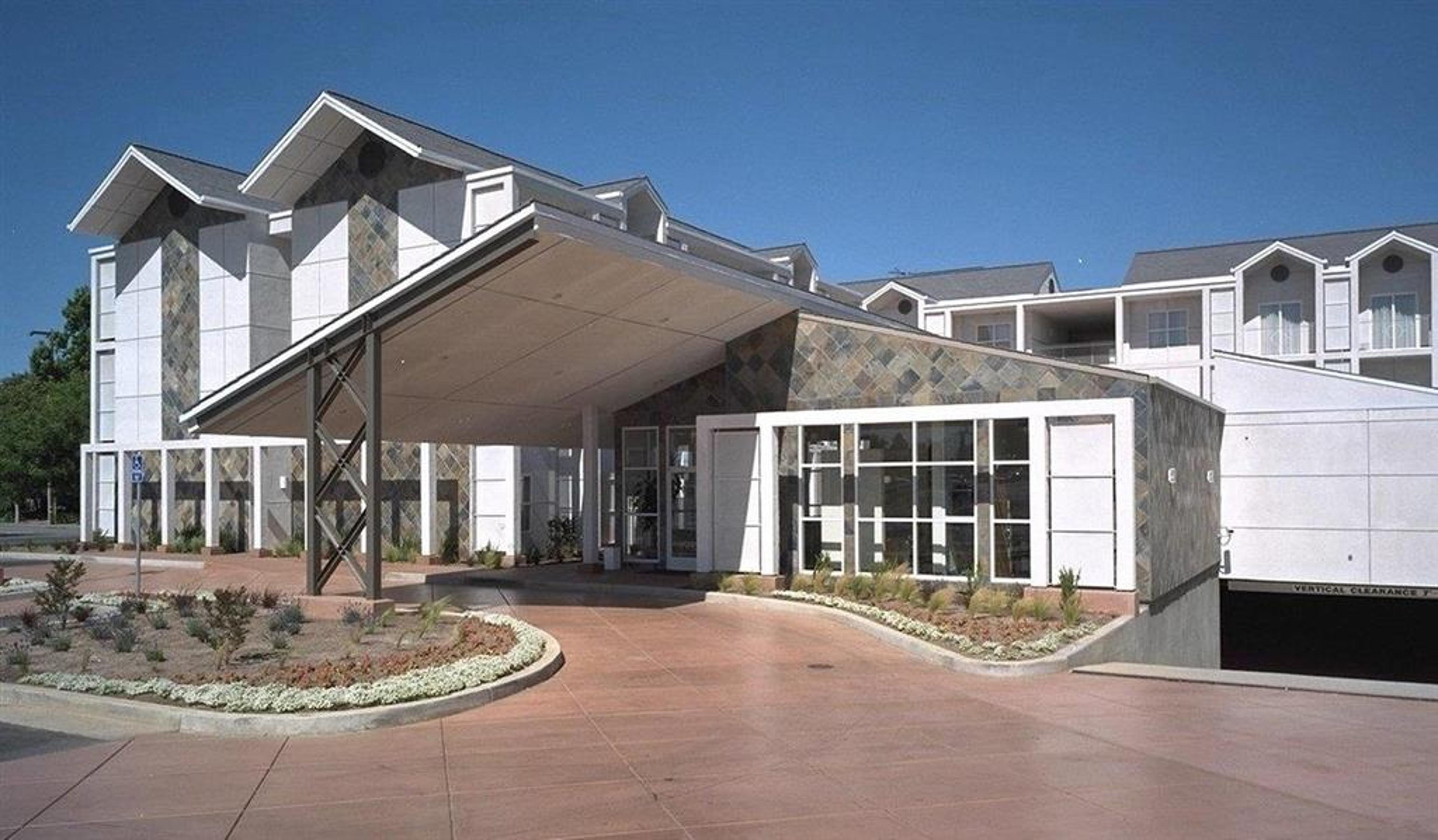 CORPORATE INN / SUNNYVALE