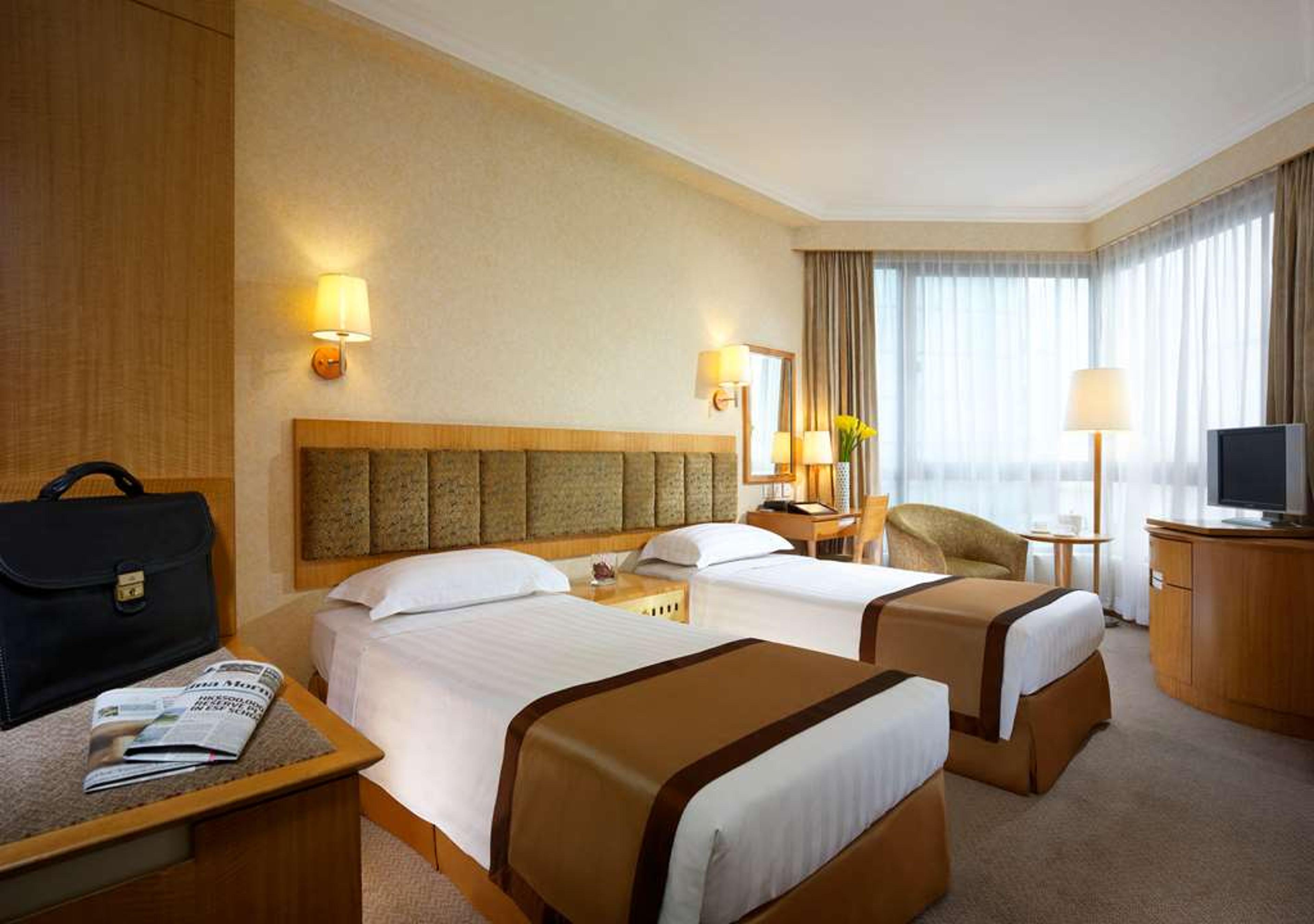 THE HARBOURVIEW