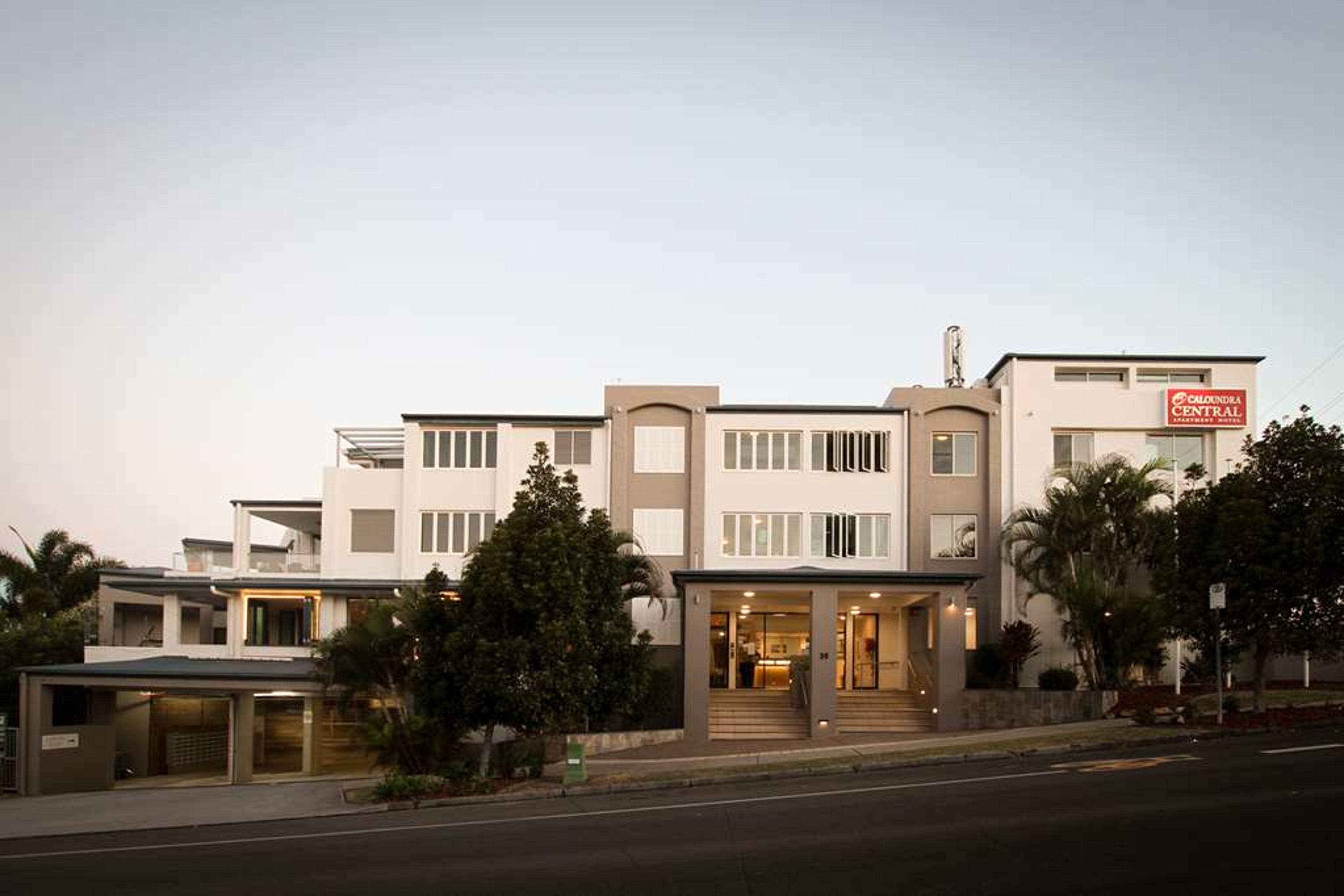 CALOUNDRA CENTRAL APARTMENT