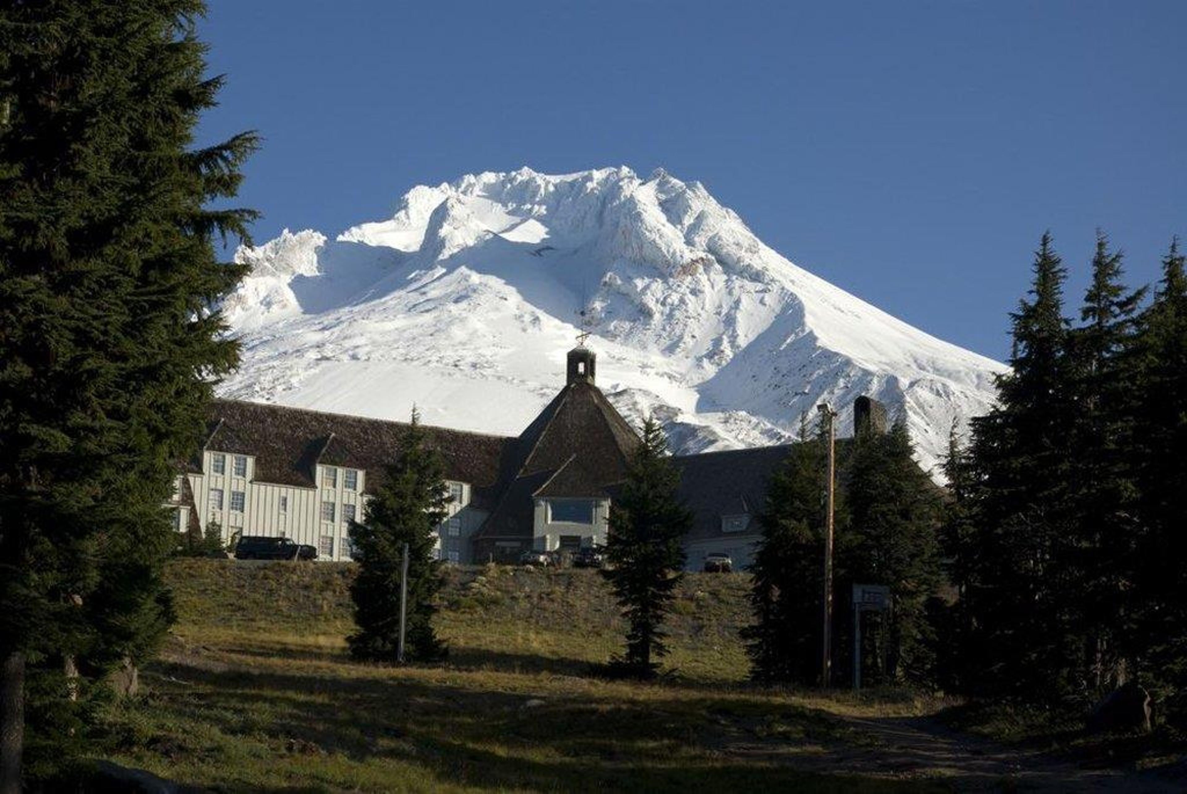TIMBERLINE LODGE
