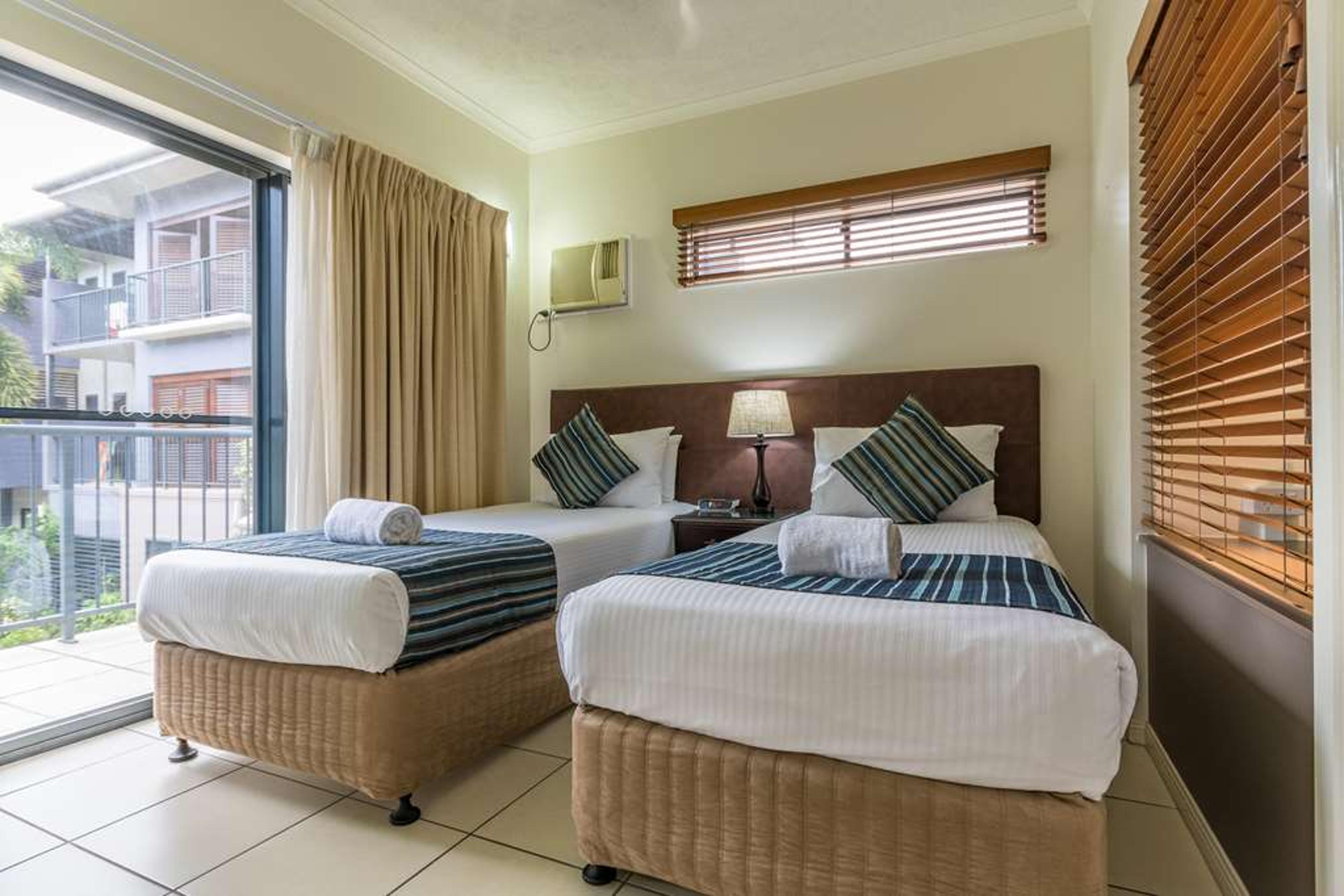 SOUTHERN CROSS ATRIUM APARTMENTS
