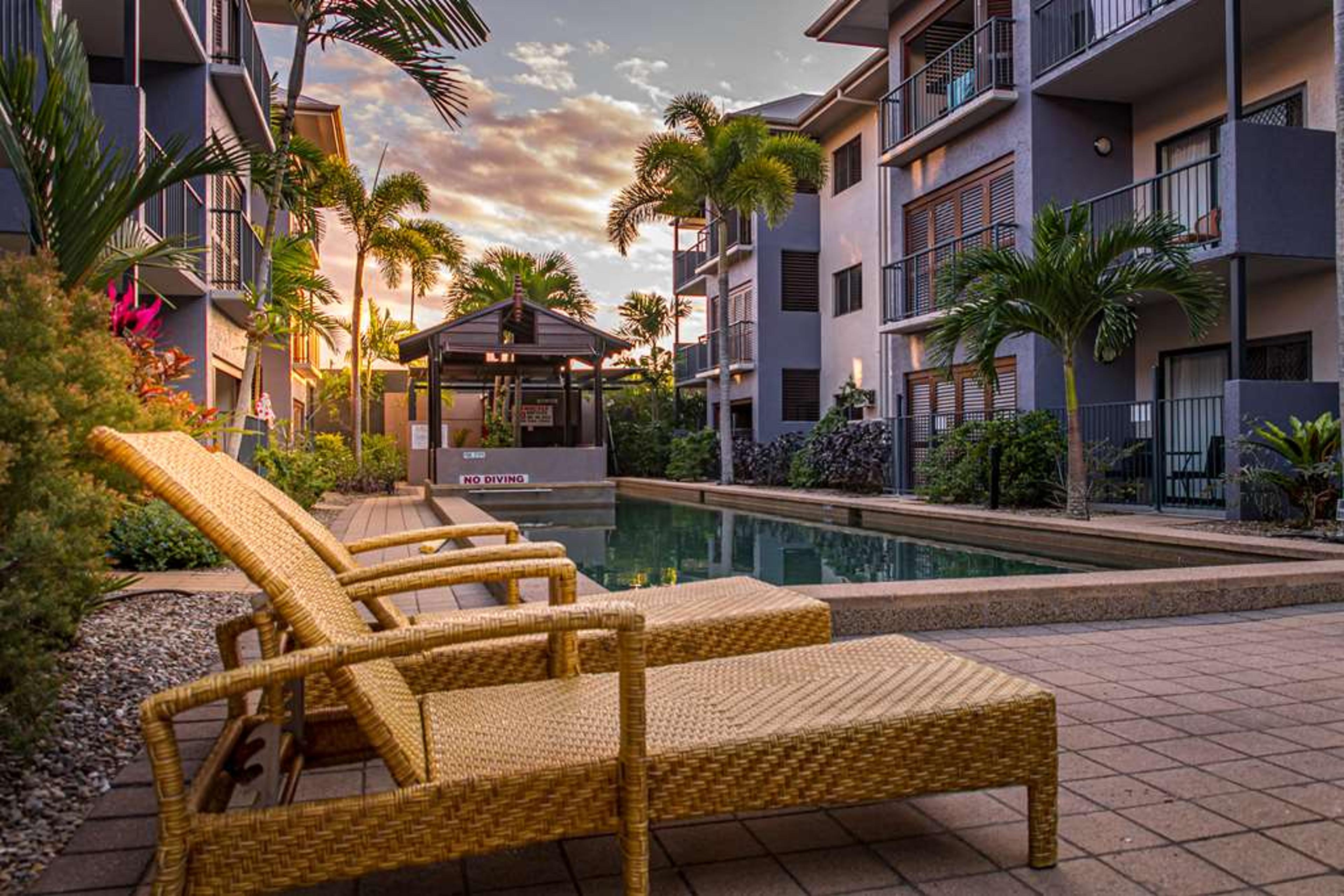 SOUTHERN CROSS ATRIUM APARTMENTS