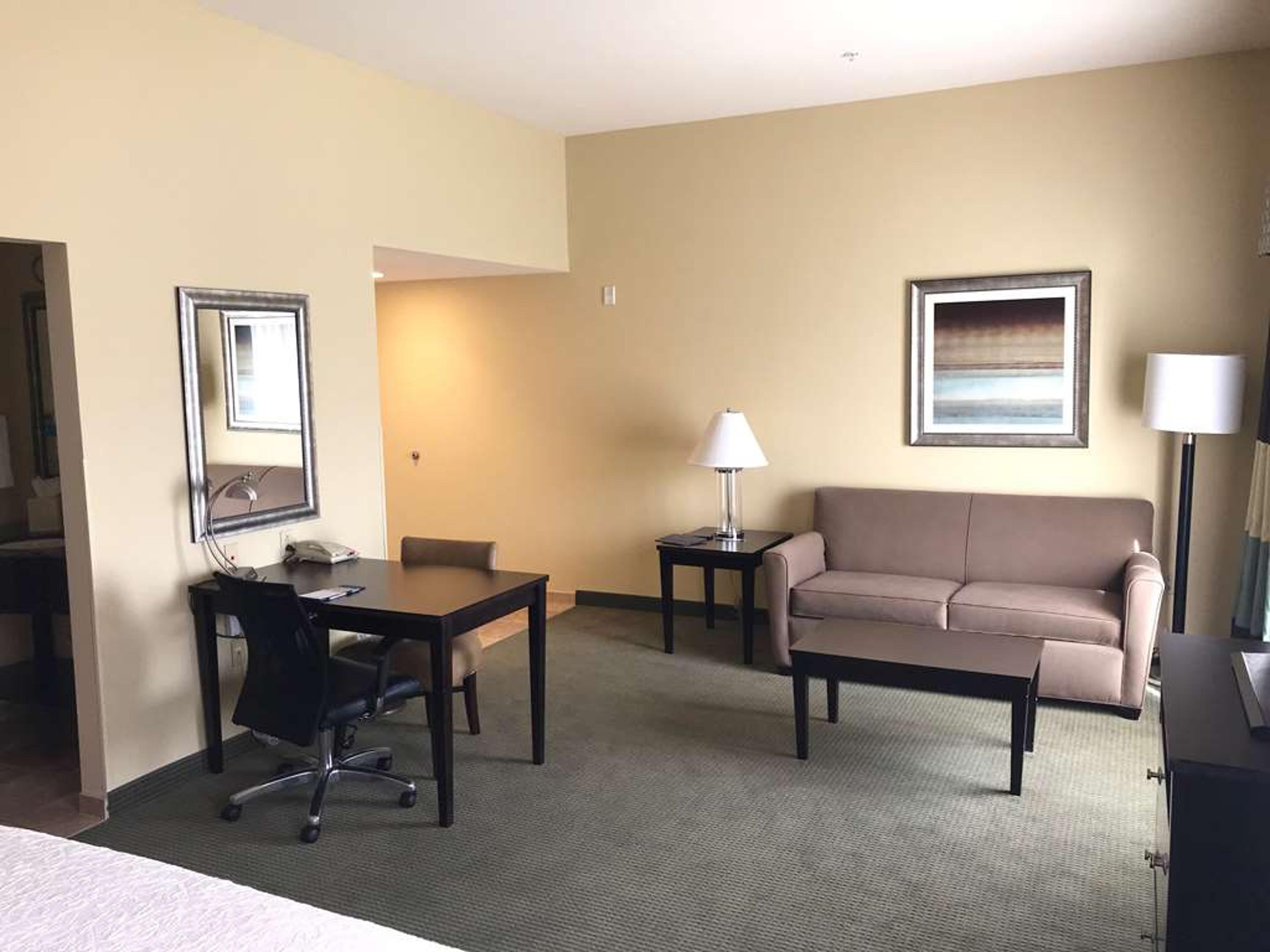 Hampton Inn &amp; Suites Austin-Lakeway, TX