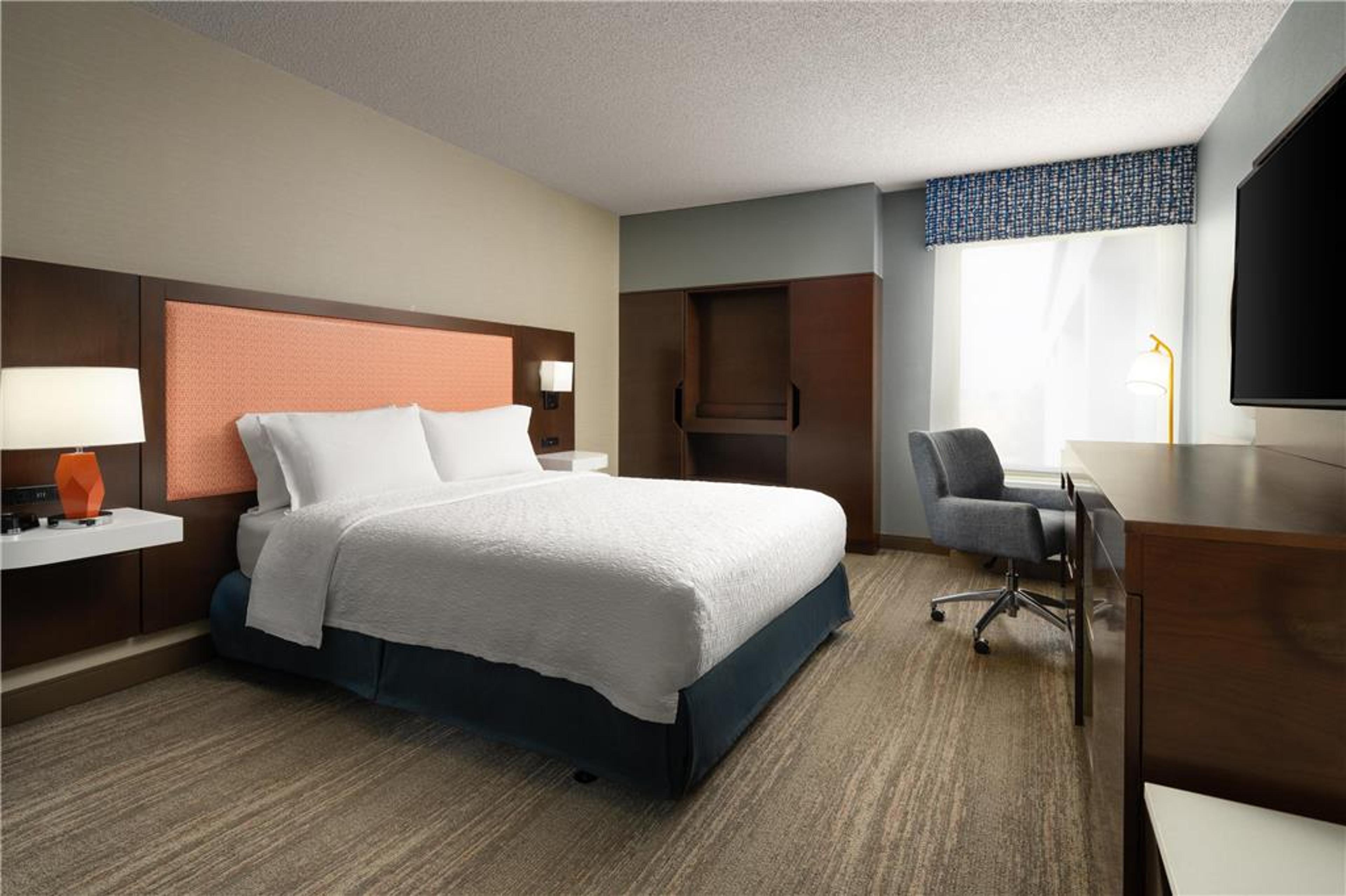 HAMPTON INN CHAMBERSBURG