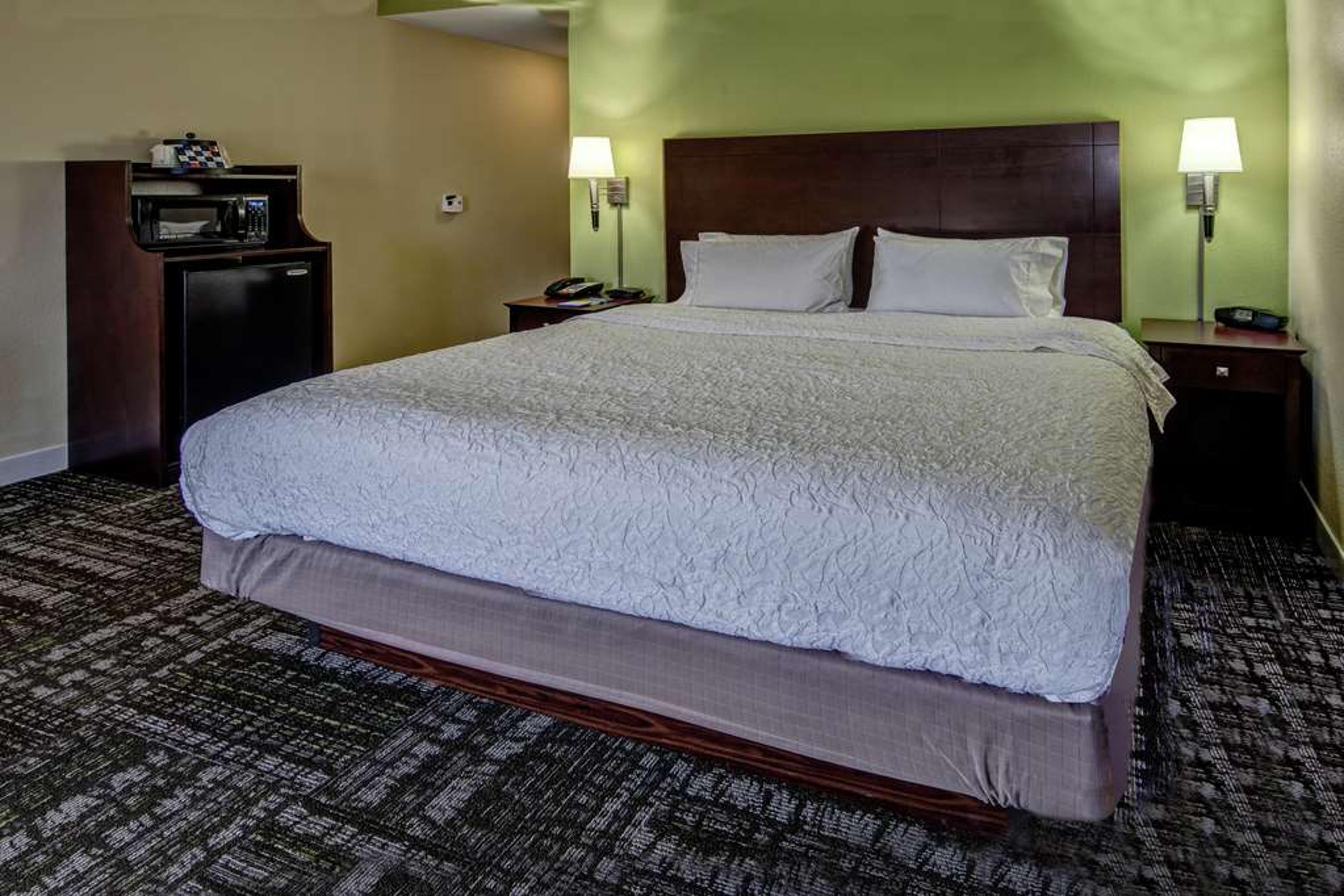 Hampton Inn Crossville, TN
