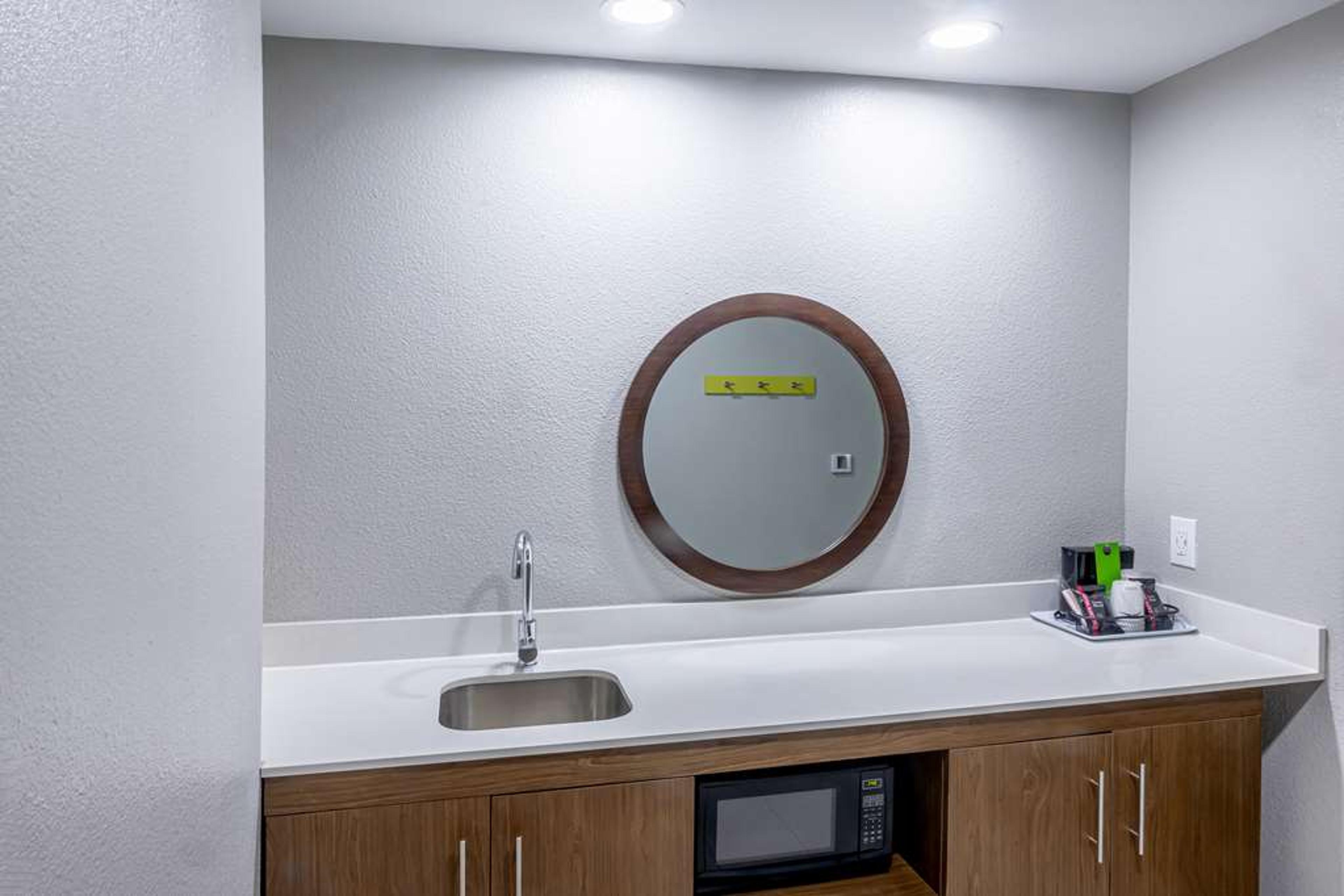 Hampton Inn & Suites Cleburne, TX