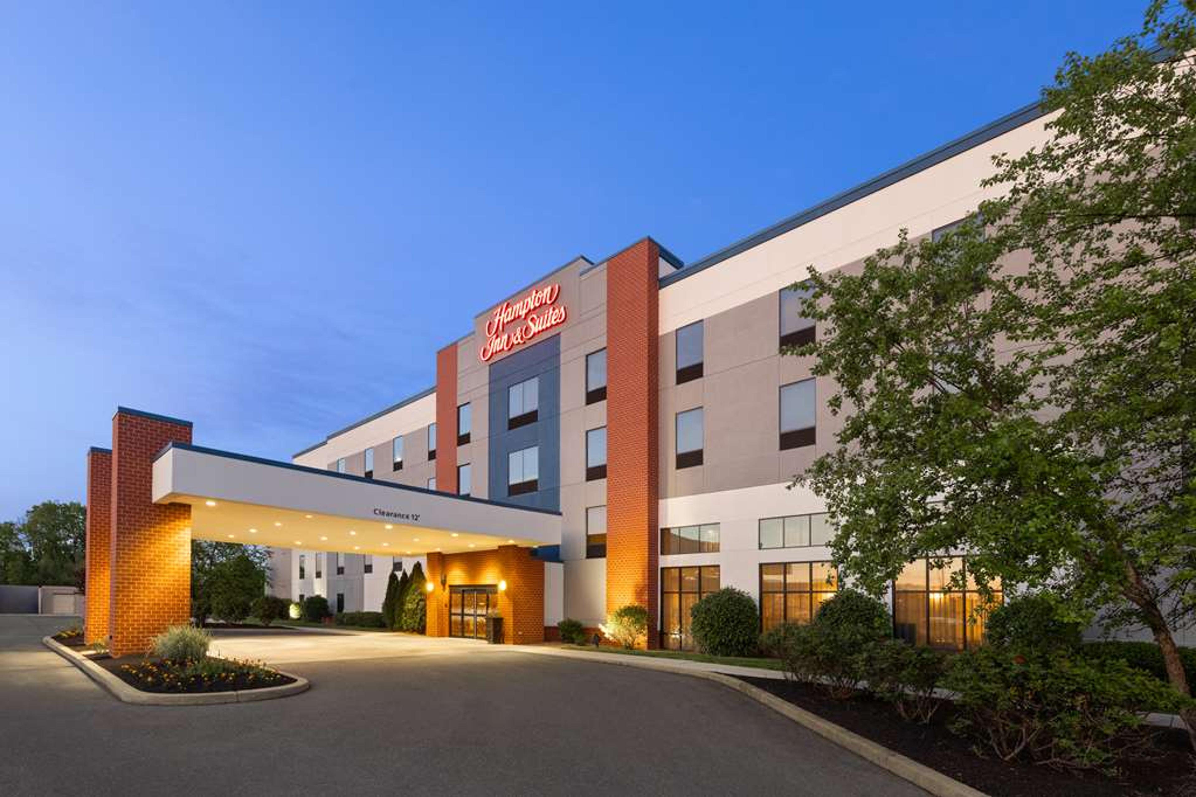 Hampton Inn & Suites Harrisburg/North, PA