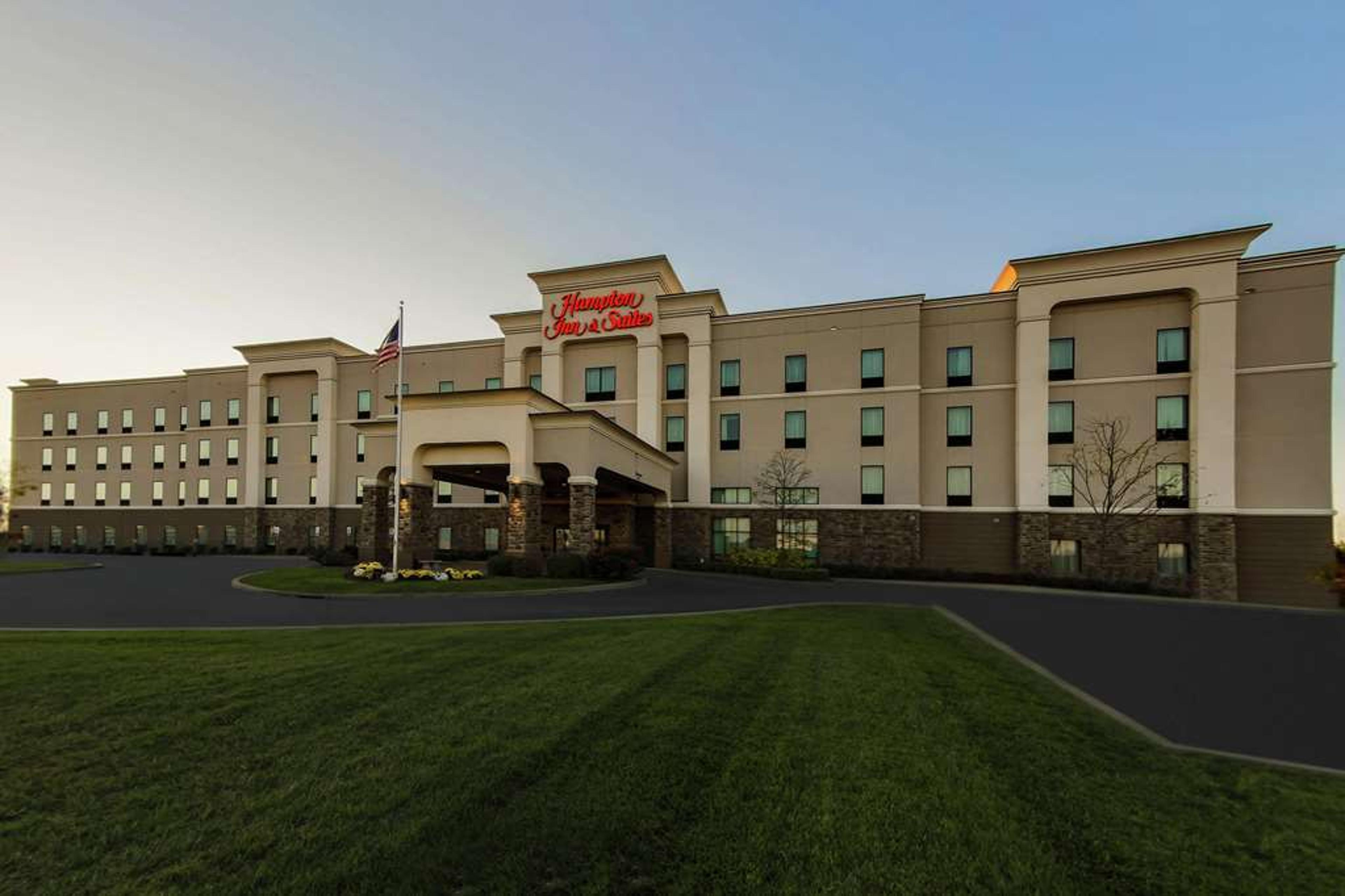 Hampton Inn &amp; Suites Wheeling-The Highlands,