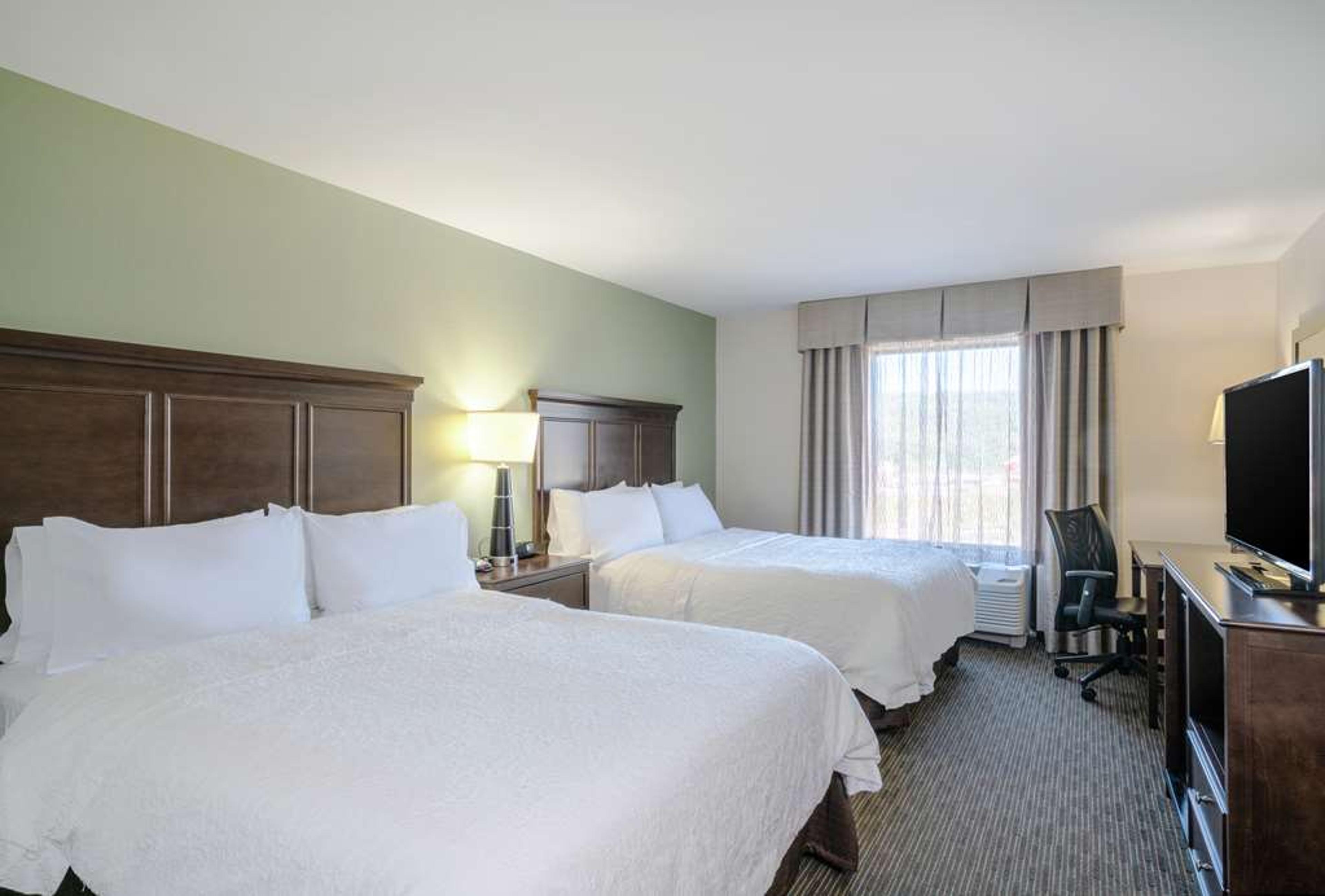 HAMPTON INN HUNTINGTON UNIVERSITY A