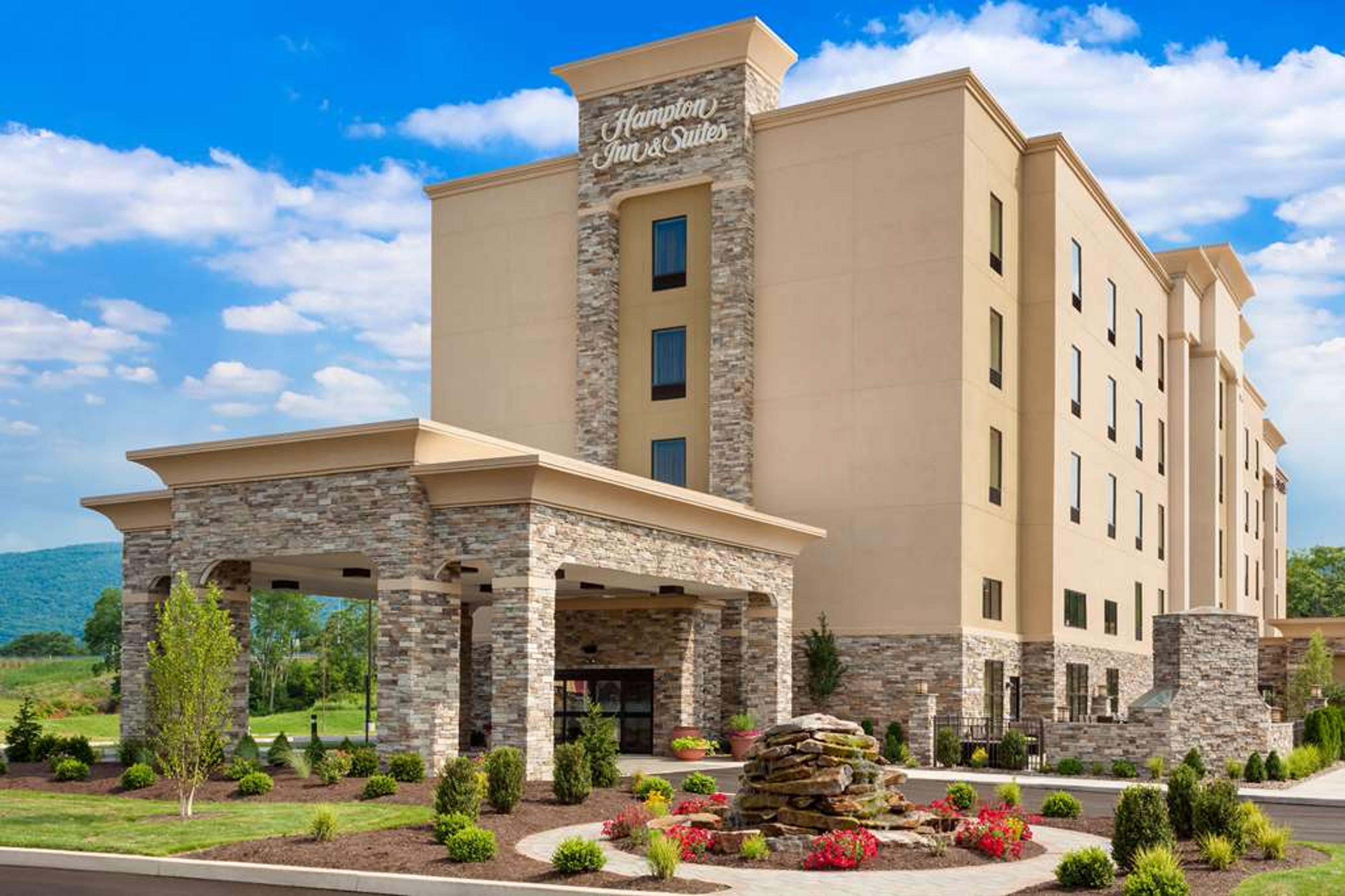 HAMPTON INN SUITES WILLIAMSPORT