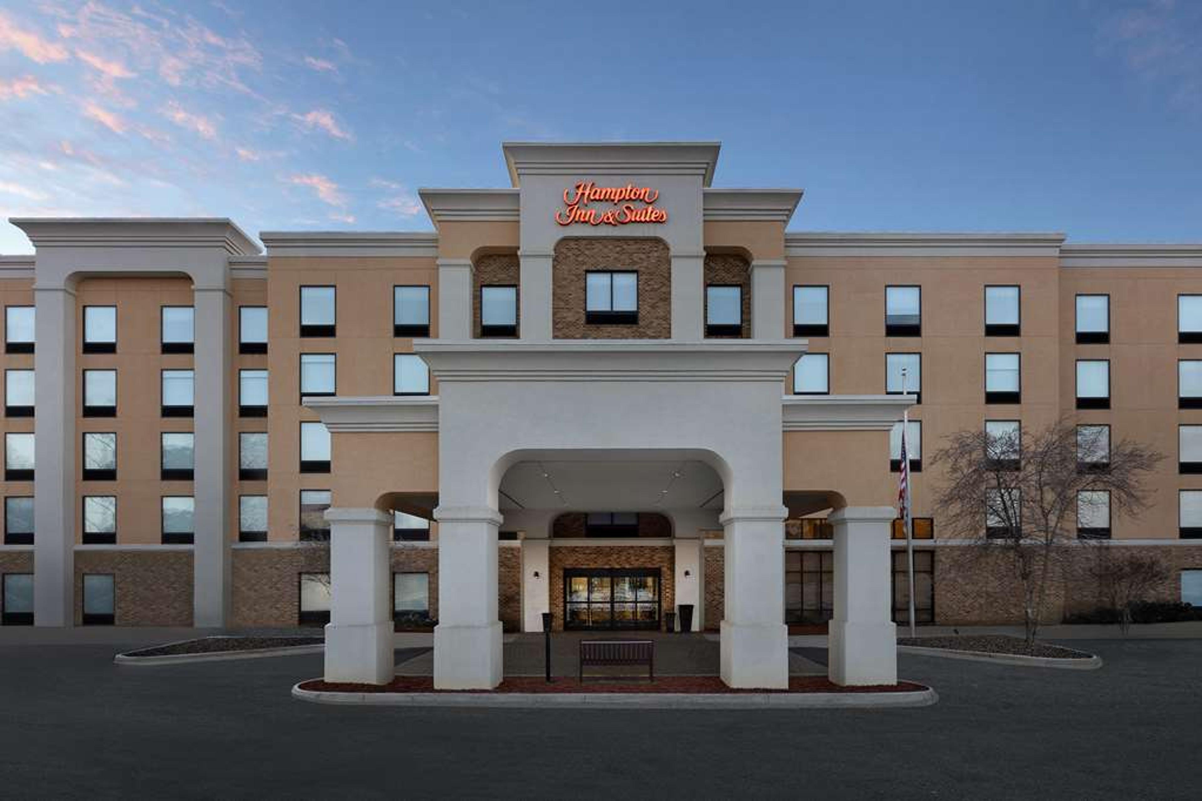 Hampton Inn &amp; Suites Lynchburg, VA