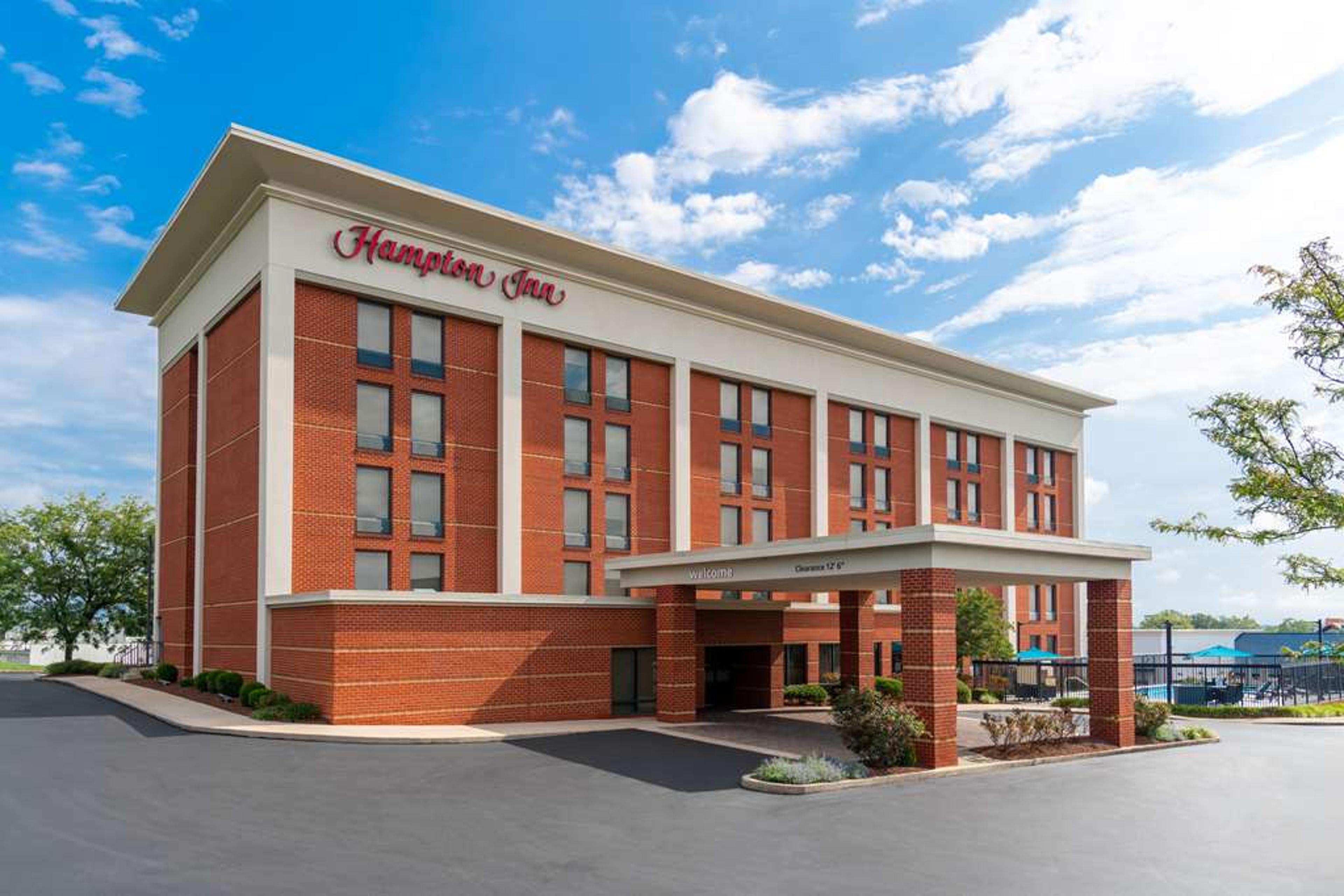 HAMPTON INN MARTINSBURG