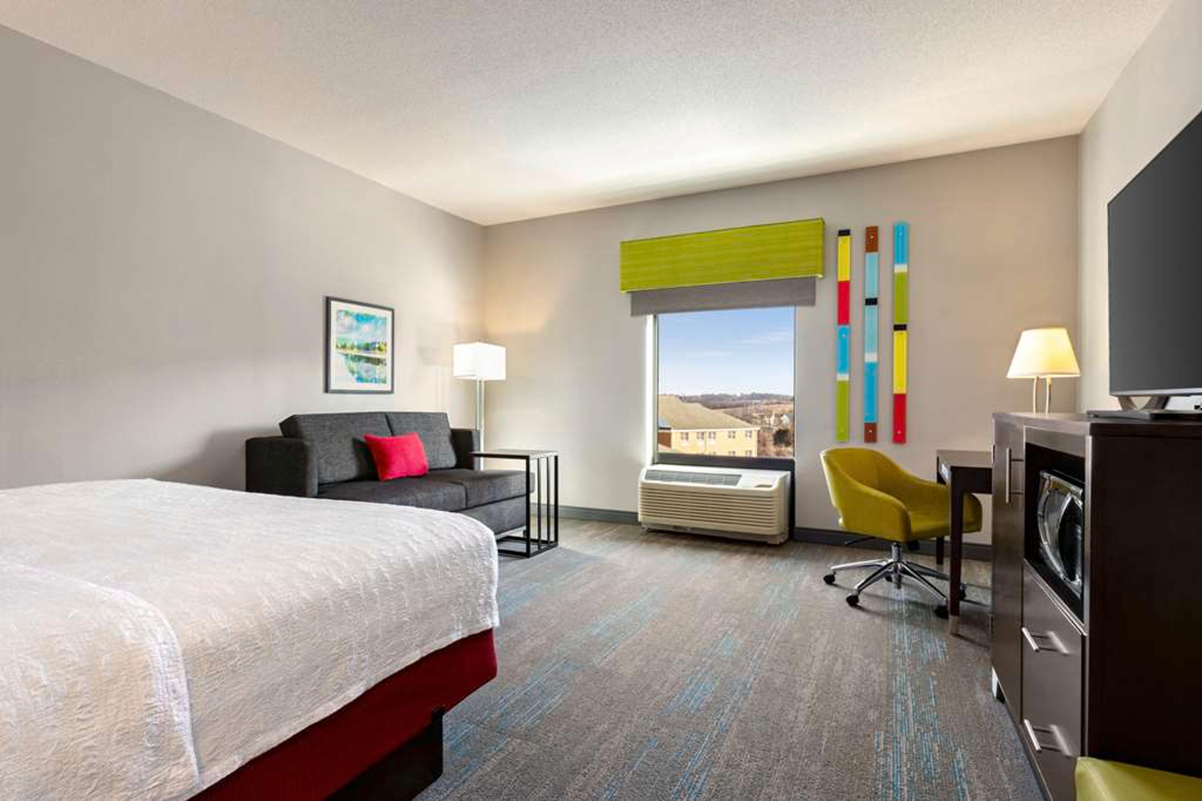 HAMPTON INN ANDAMP; SUITES YORK