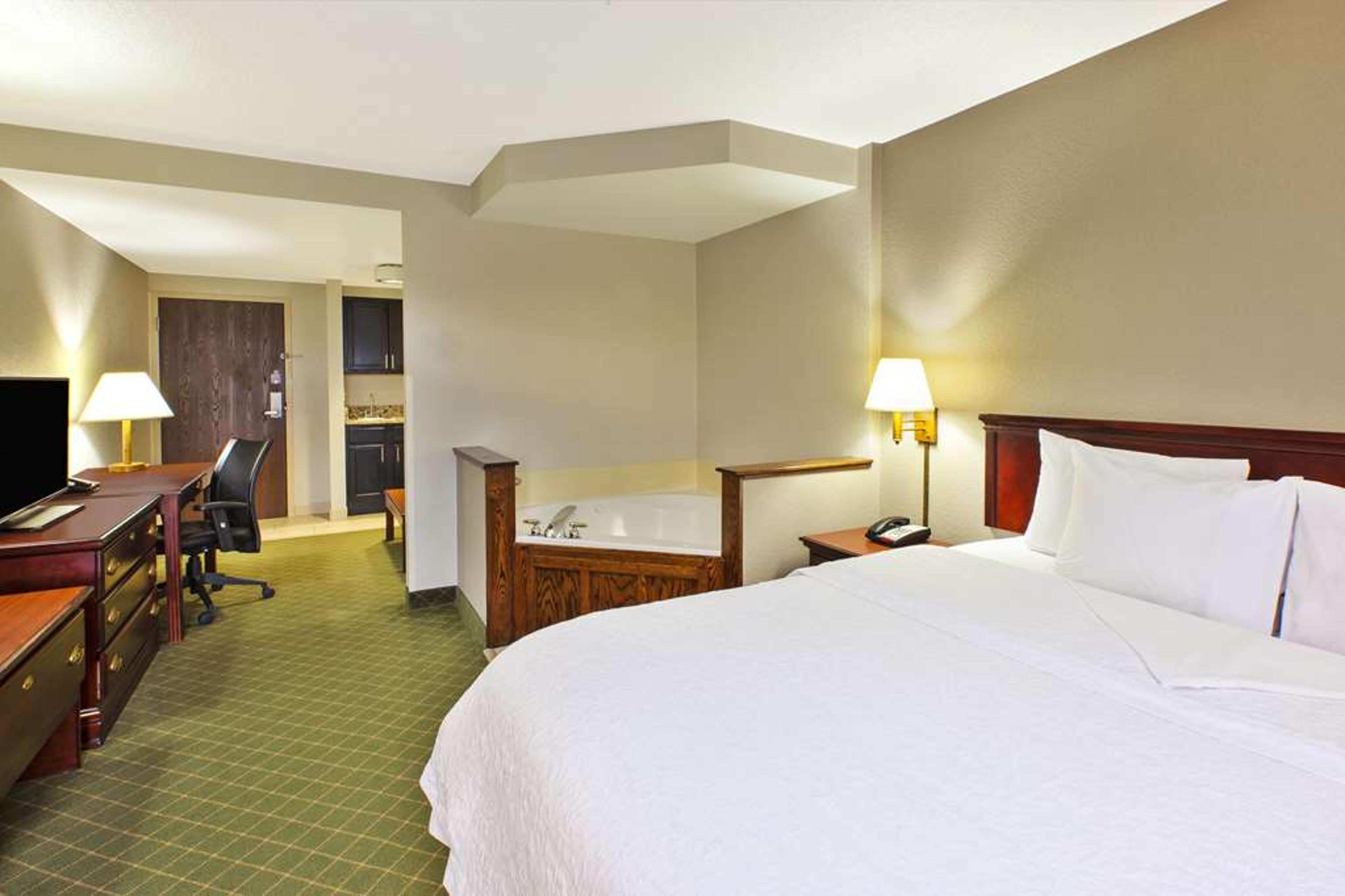 HAMPTON INN MARIETTA