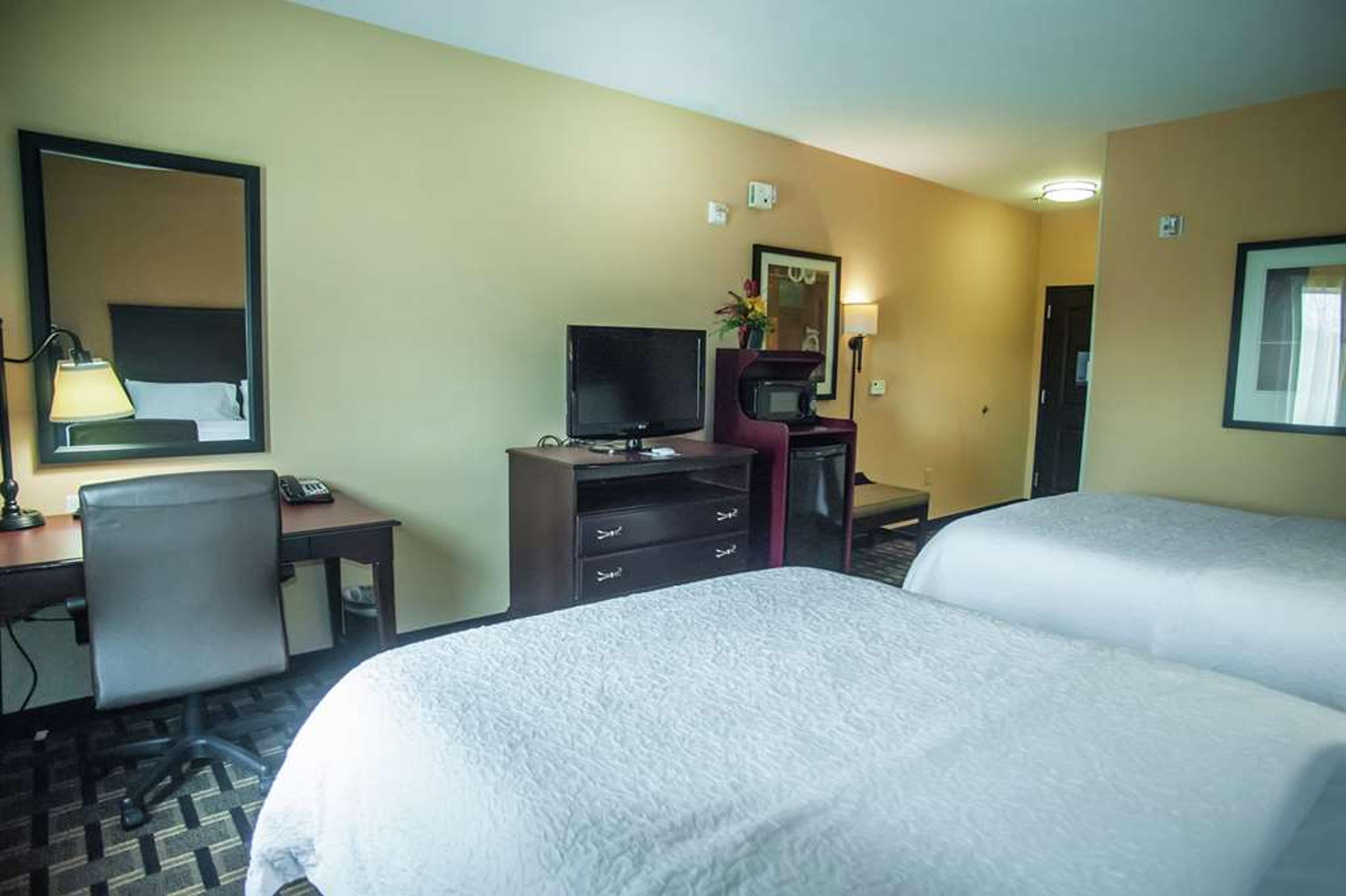 Hampton Inn and Suites Palestine, TX