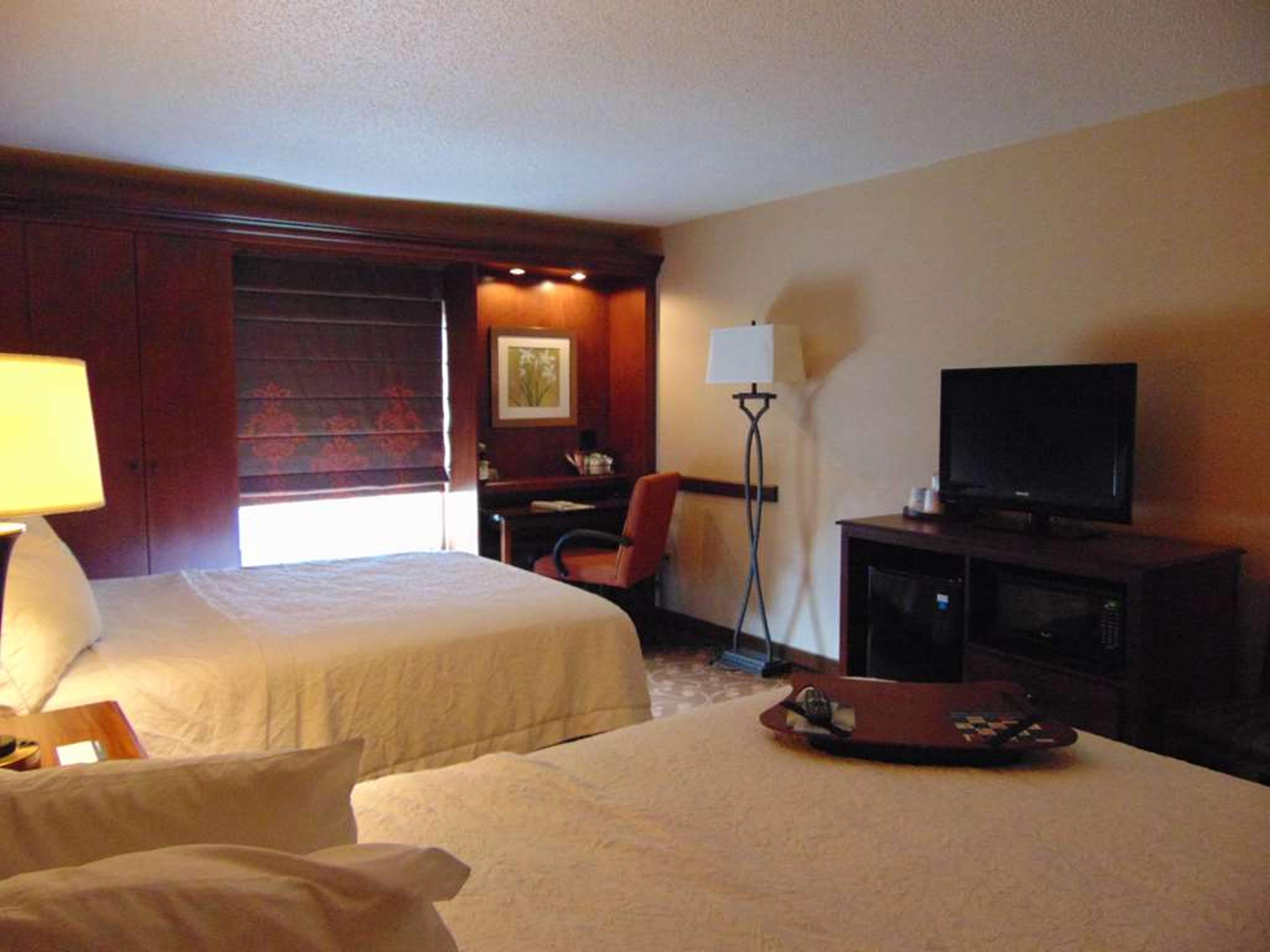 Hampton Inn and Suites Cleveland Southeast/Street