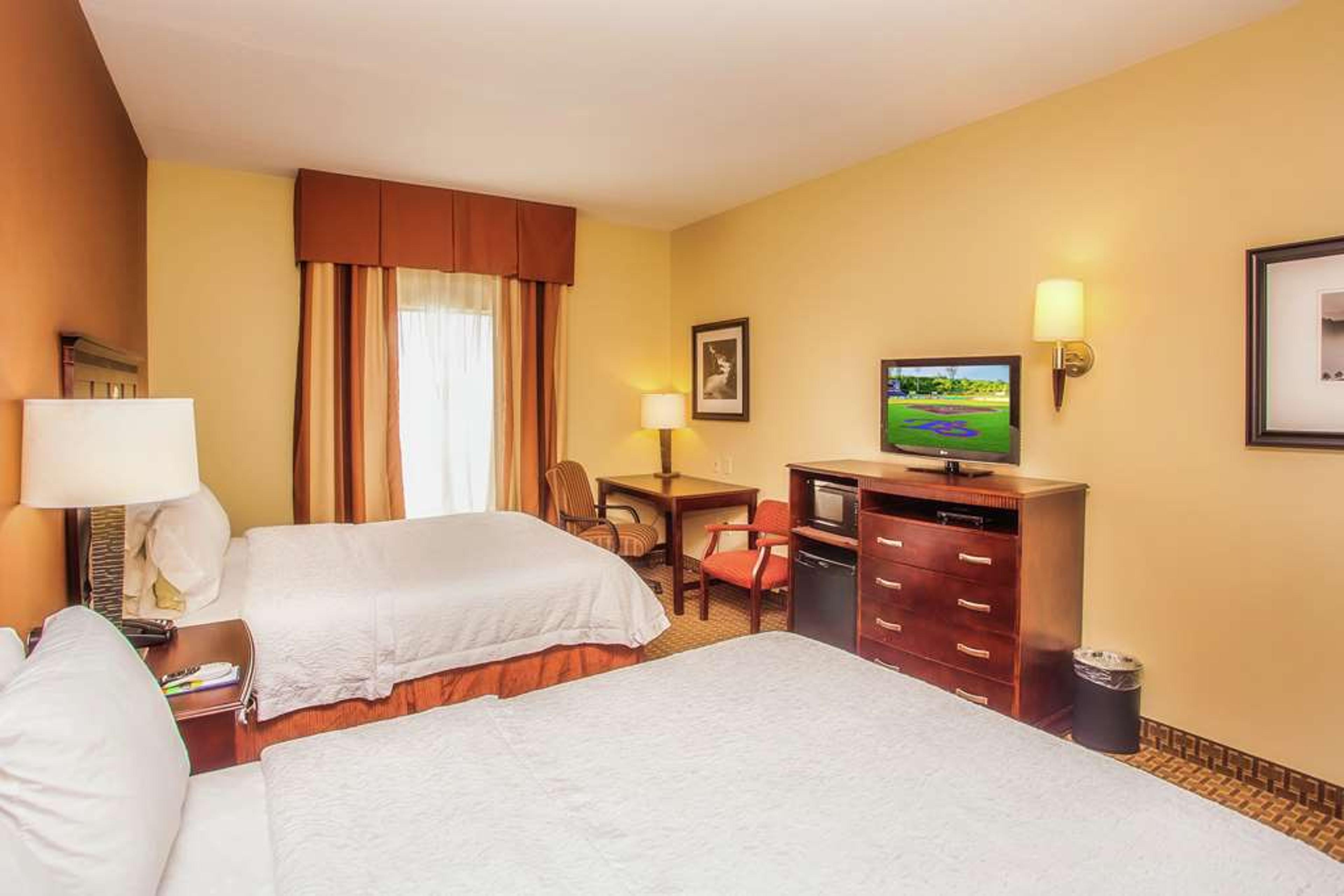 Hampton Inn and Suites Sevierville at Stadium Dri