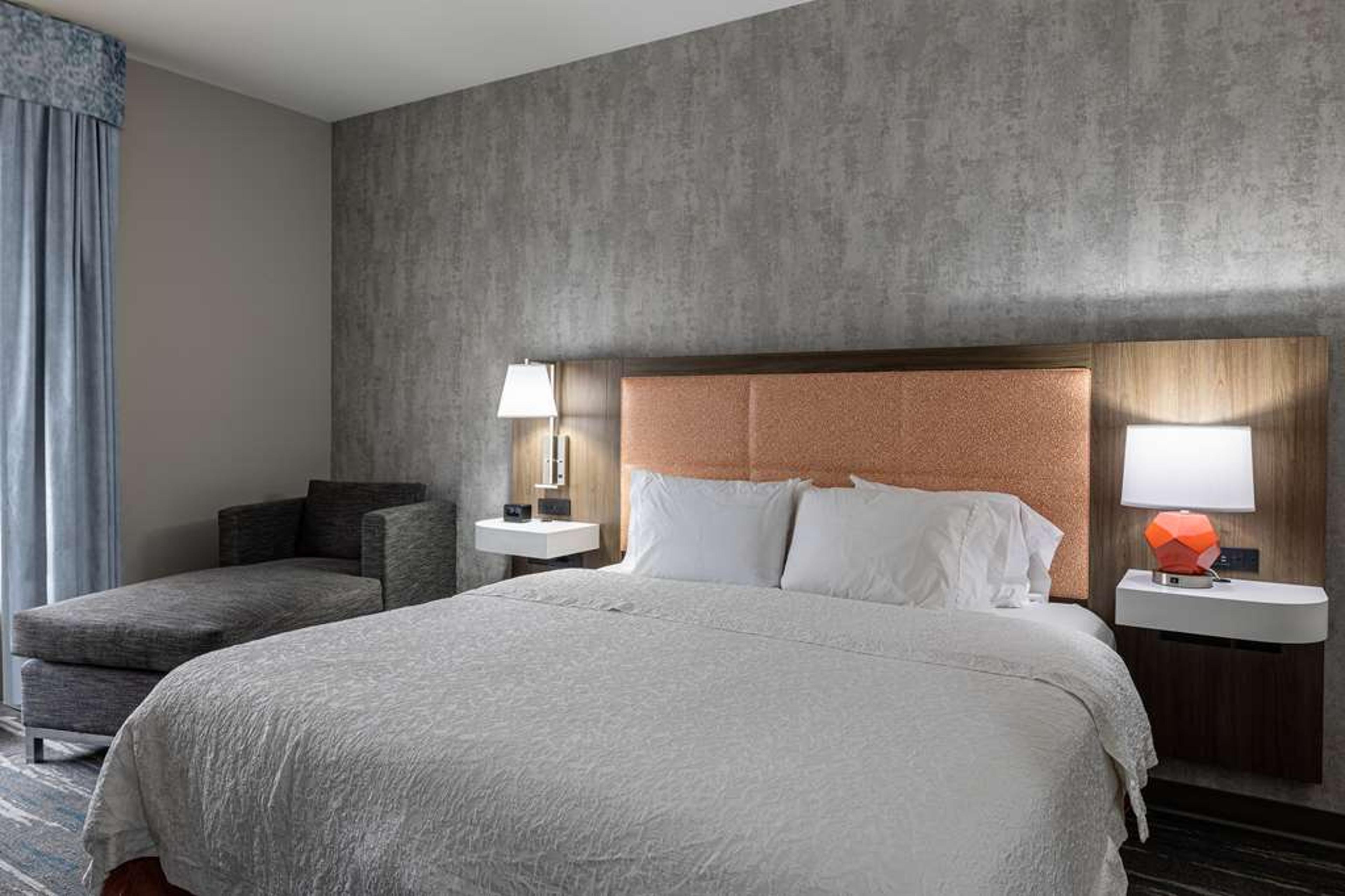 Hampton Inn Knoxville-West At Cedar Bluff, TN