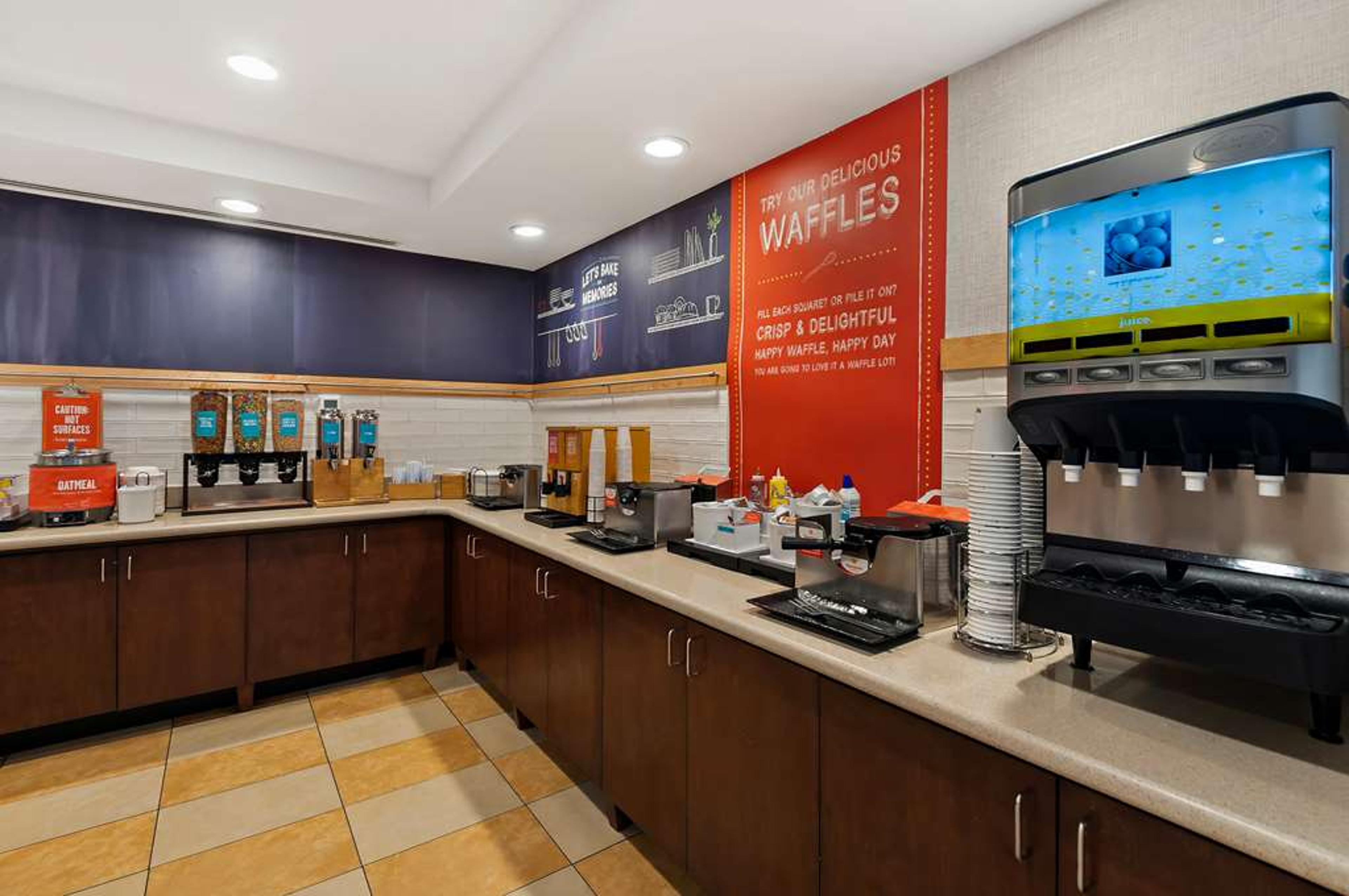Hampton Inn &amp; Suites Fort Belvoir Alexandria