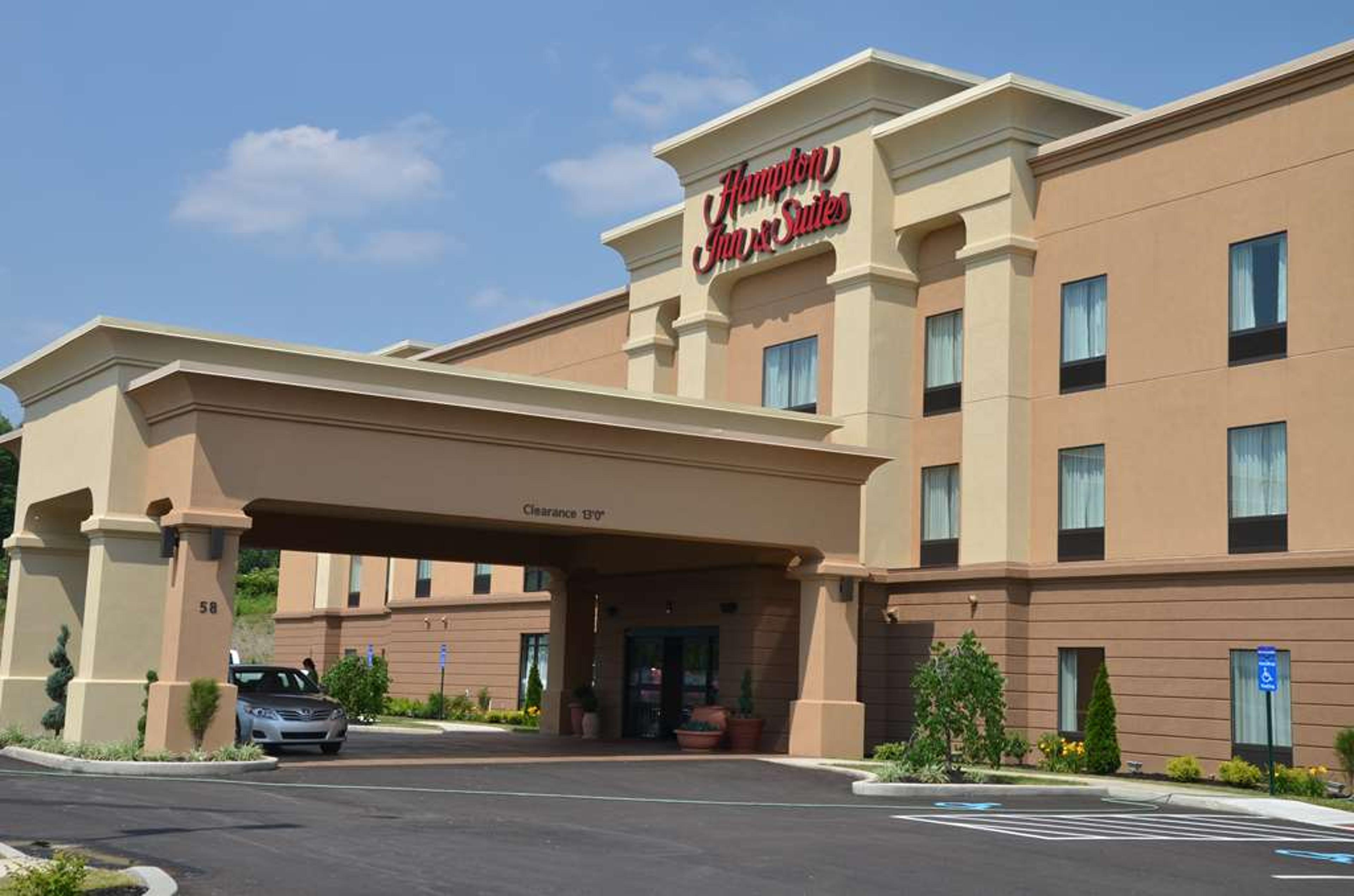 HAMPTON INN AND SUITES SHARON