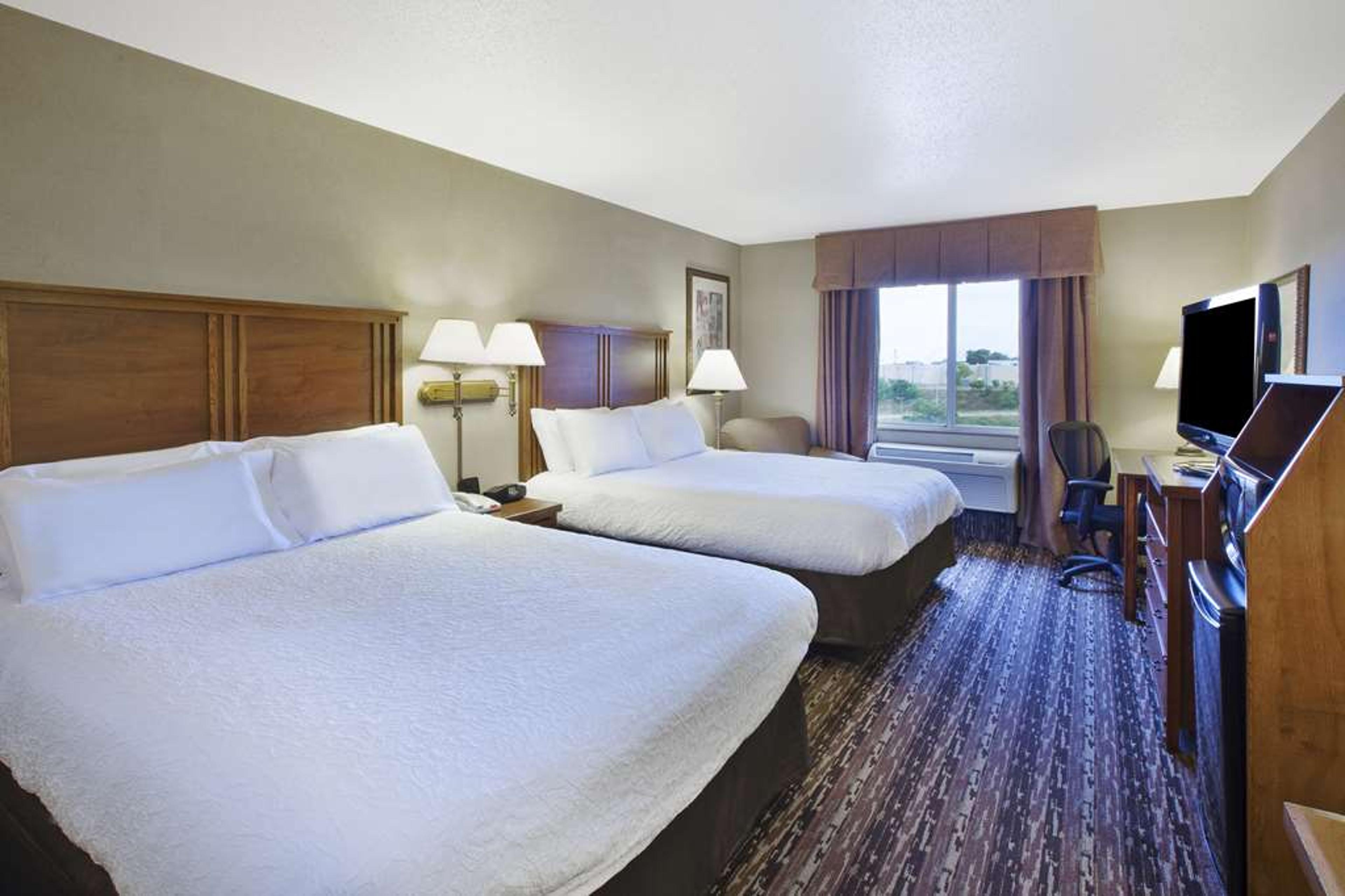Hampton Inn Pittsburgh Area-Beaver Valley-Ctr Tow