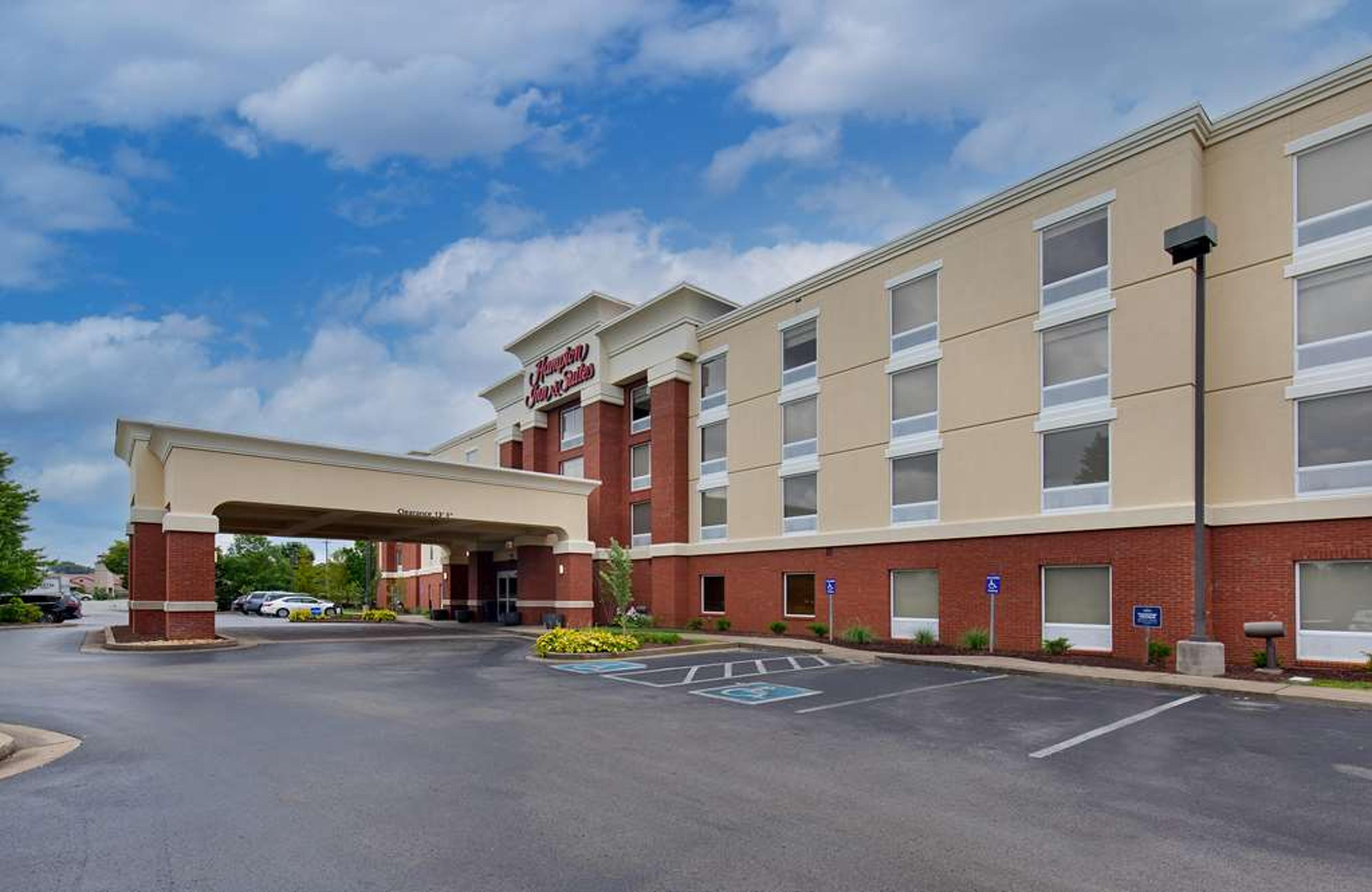 Hampton Inn &amp; Suites Murfreesboro
