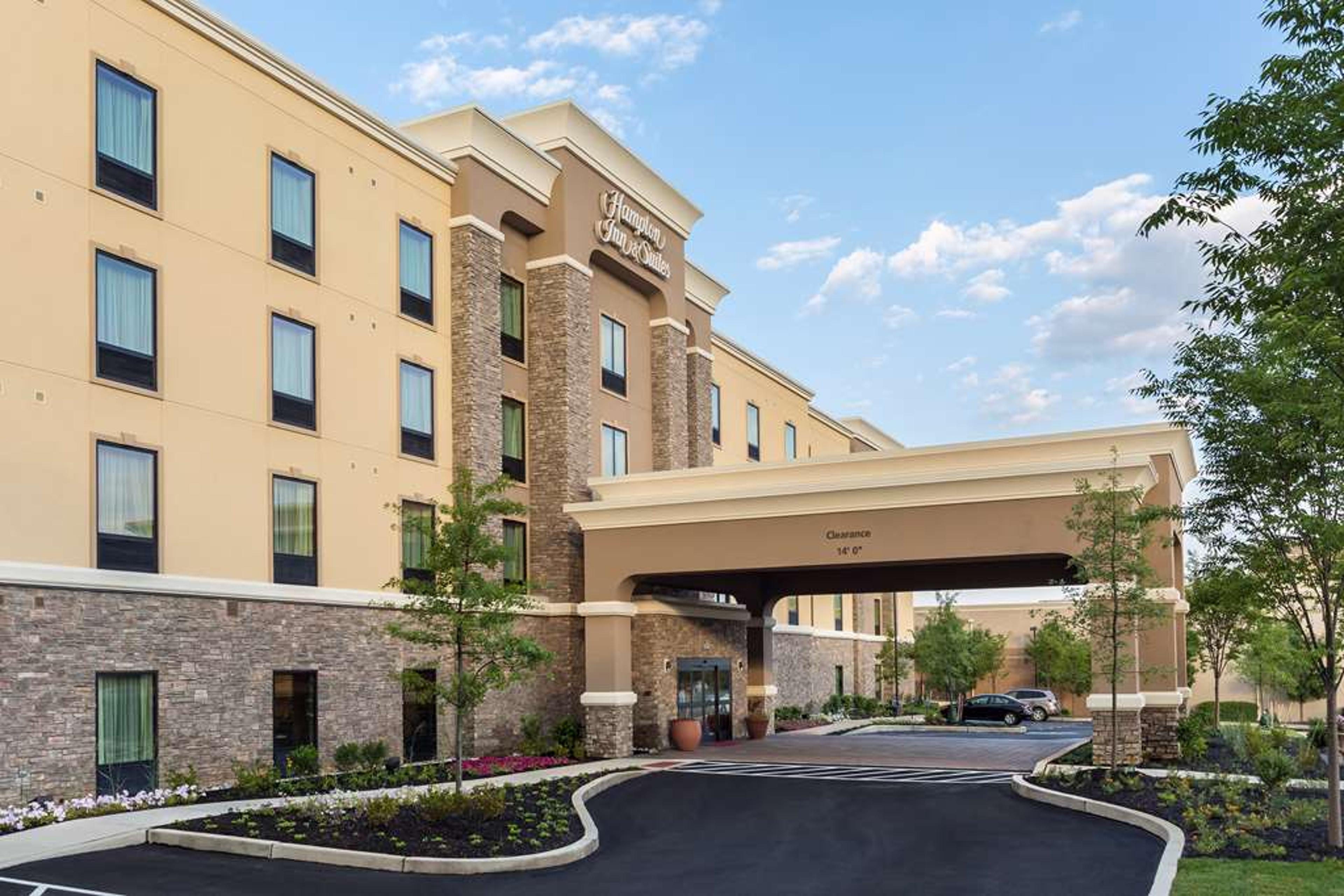 HAMPTON INN AND SUITES PHILADELPHIA
