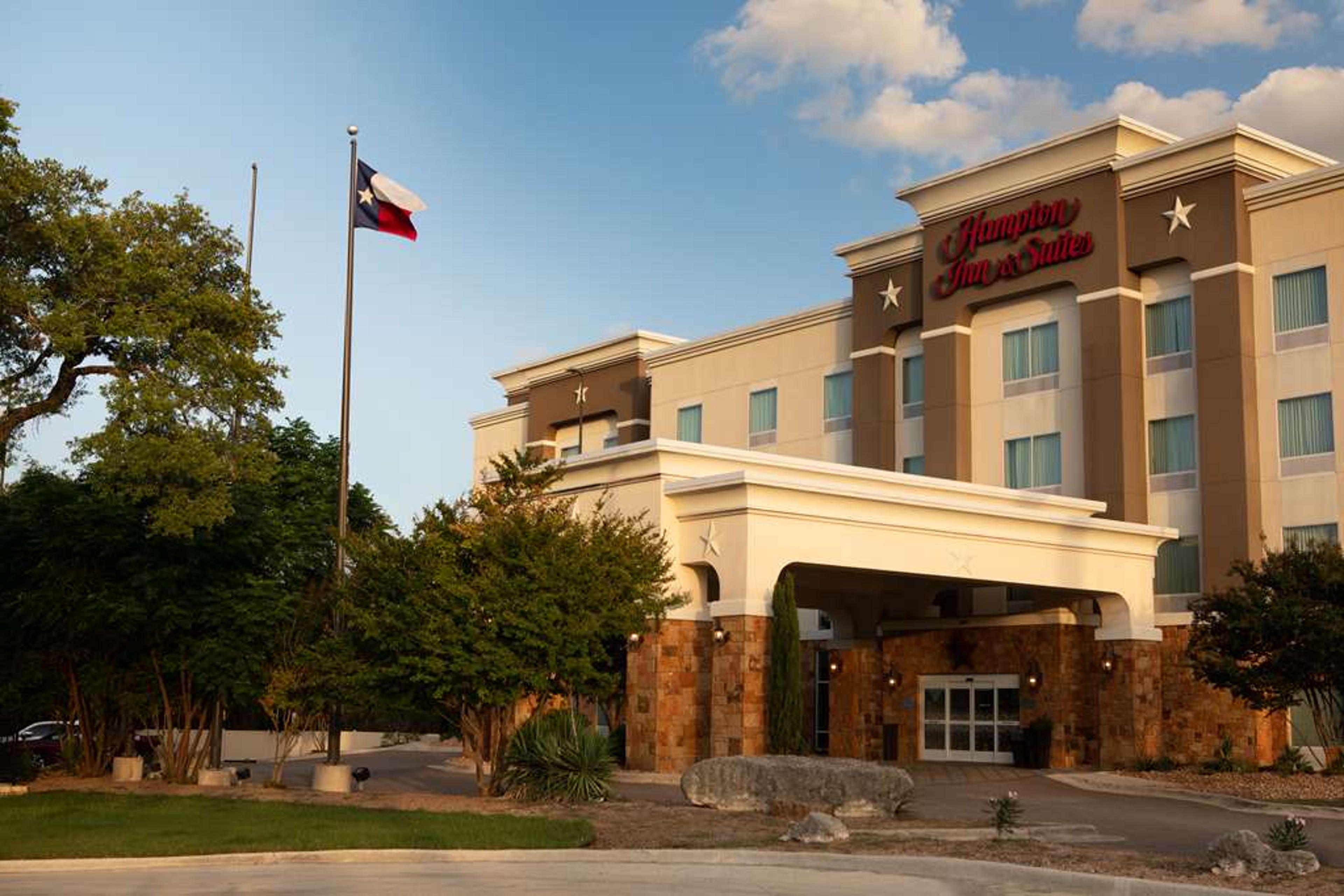 Hampton Inn and Suites Boerne, TX