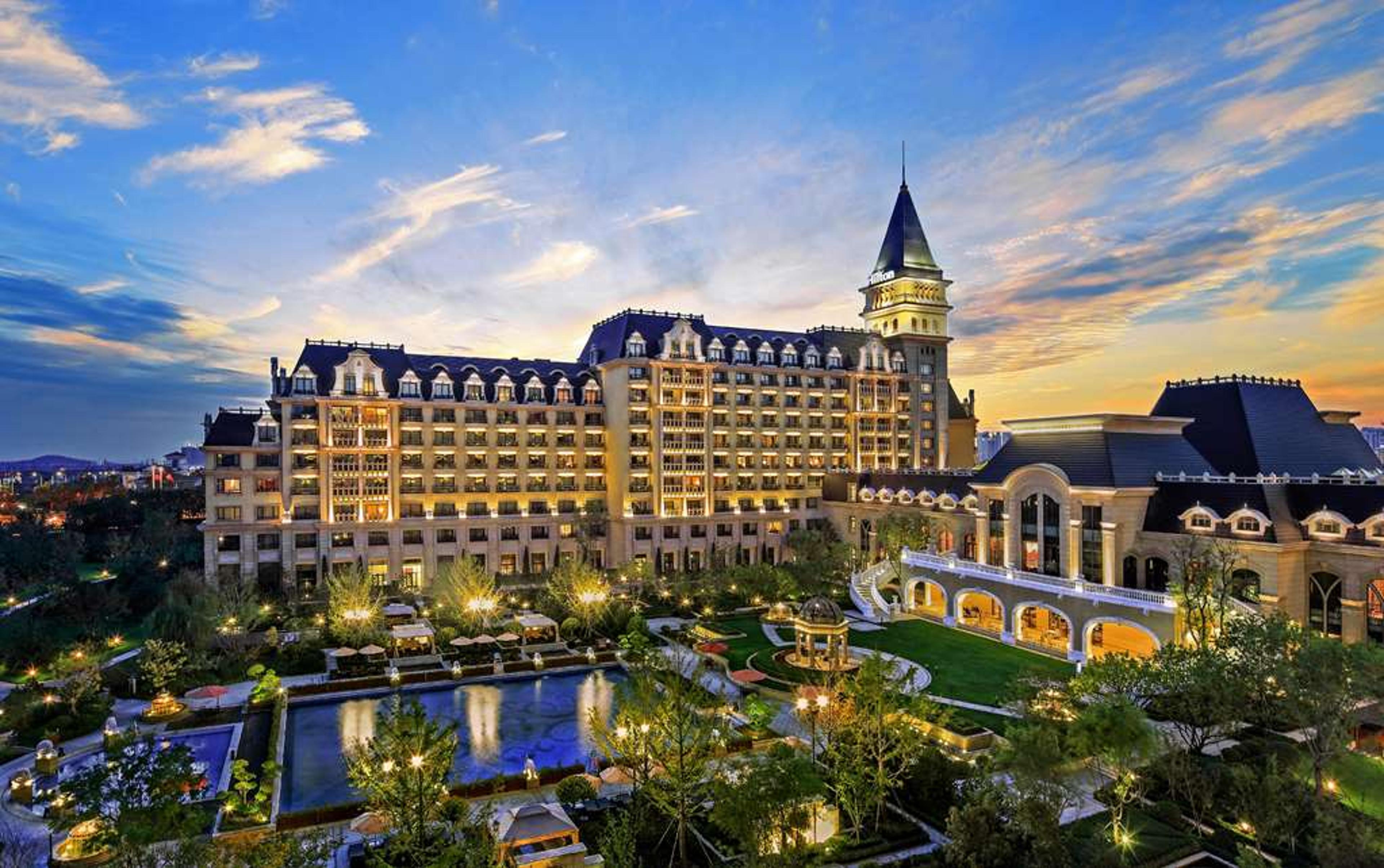 HILTON QINGDAO GOLDEN BEACH