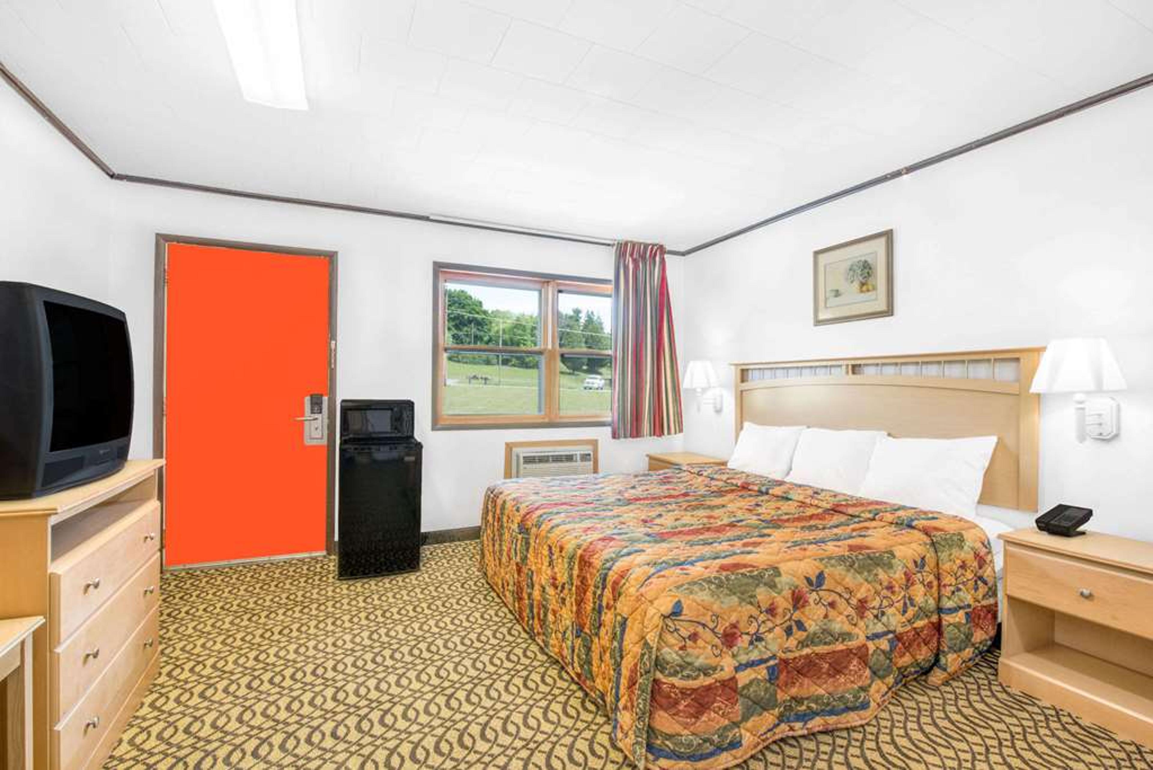 Knights Inn Pine Grove