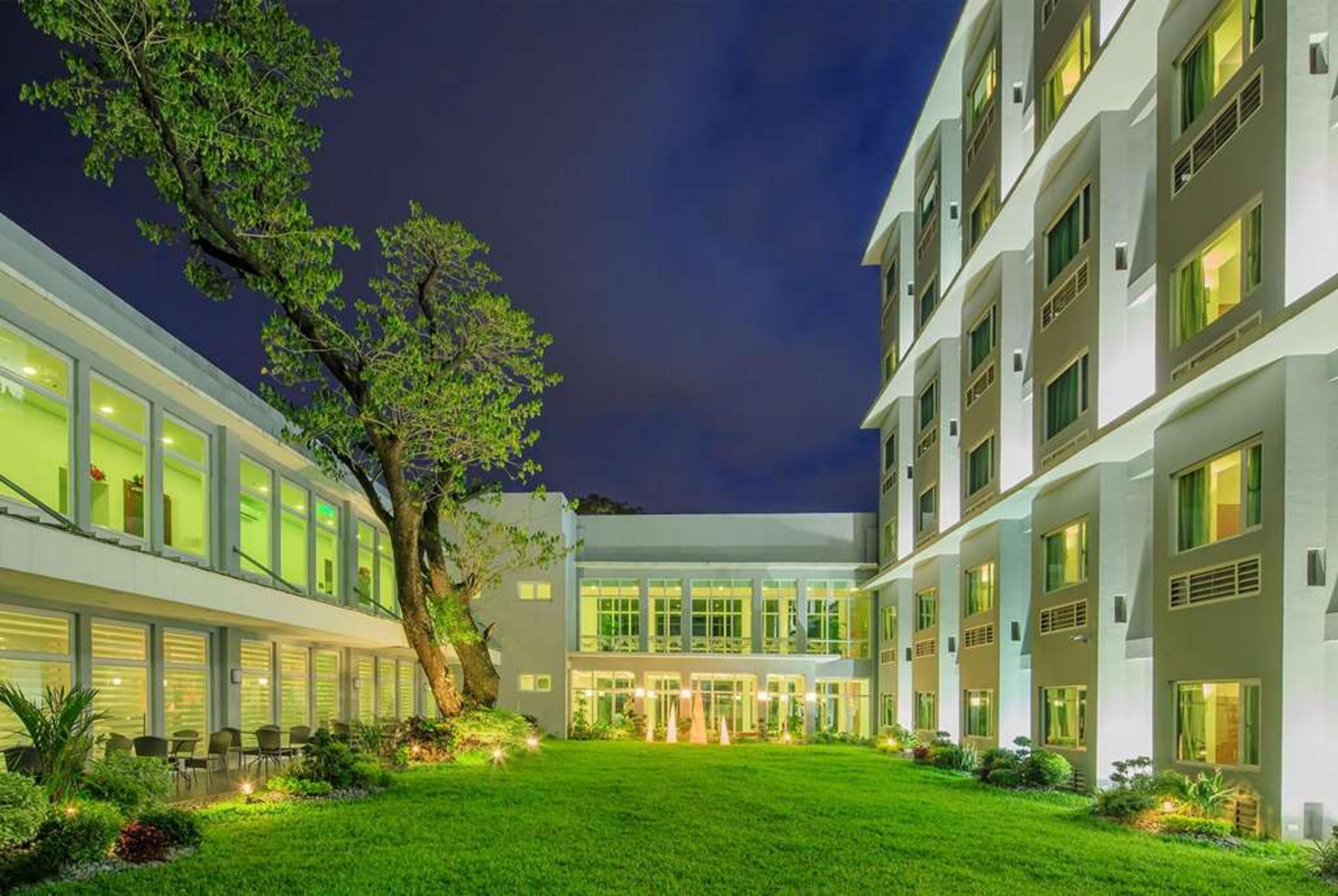 MICROTEL BY WYNDHAM UP TECHNOH
