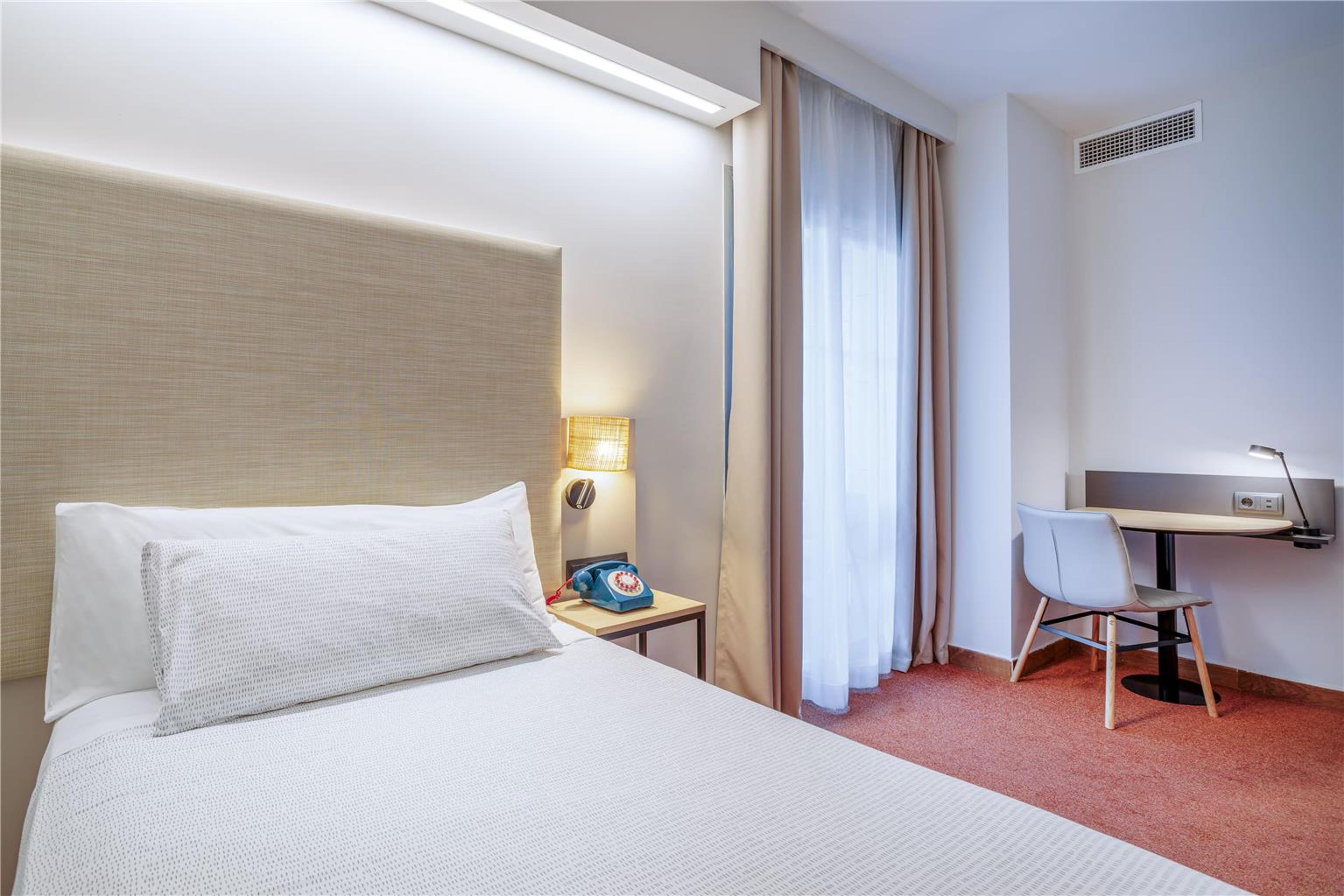 INNSIDE COSTABLANCA