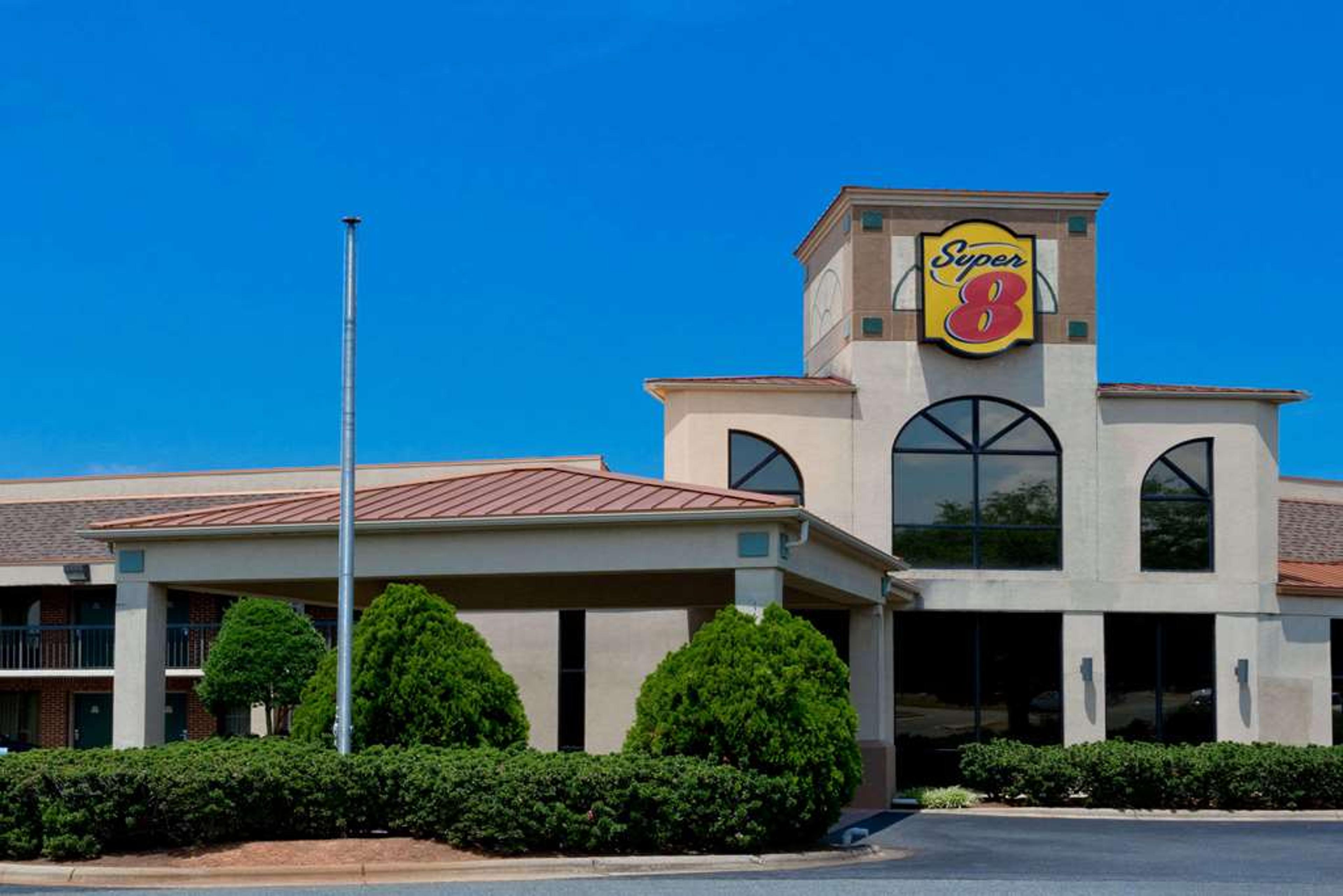 SUPER 8 HUNTERSVILLE/CHARLOTTE