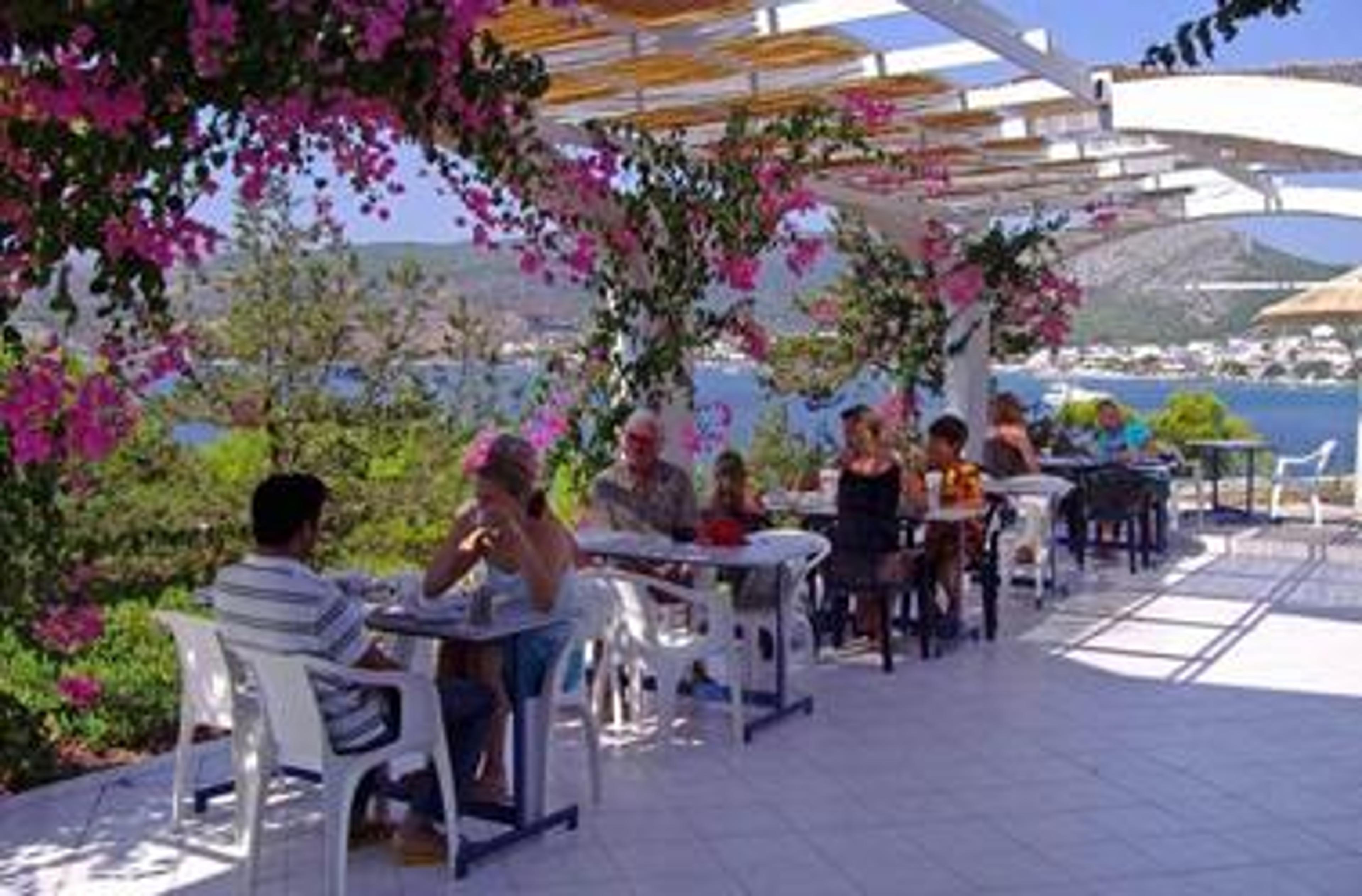 KAVOS BAY SEAFRONT HOTEL