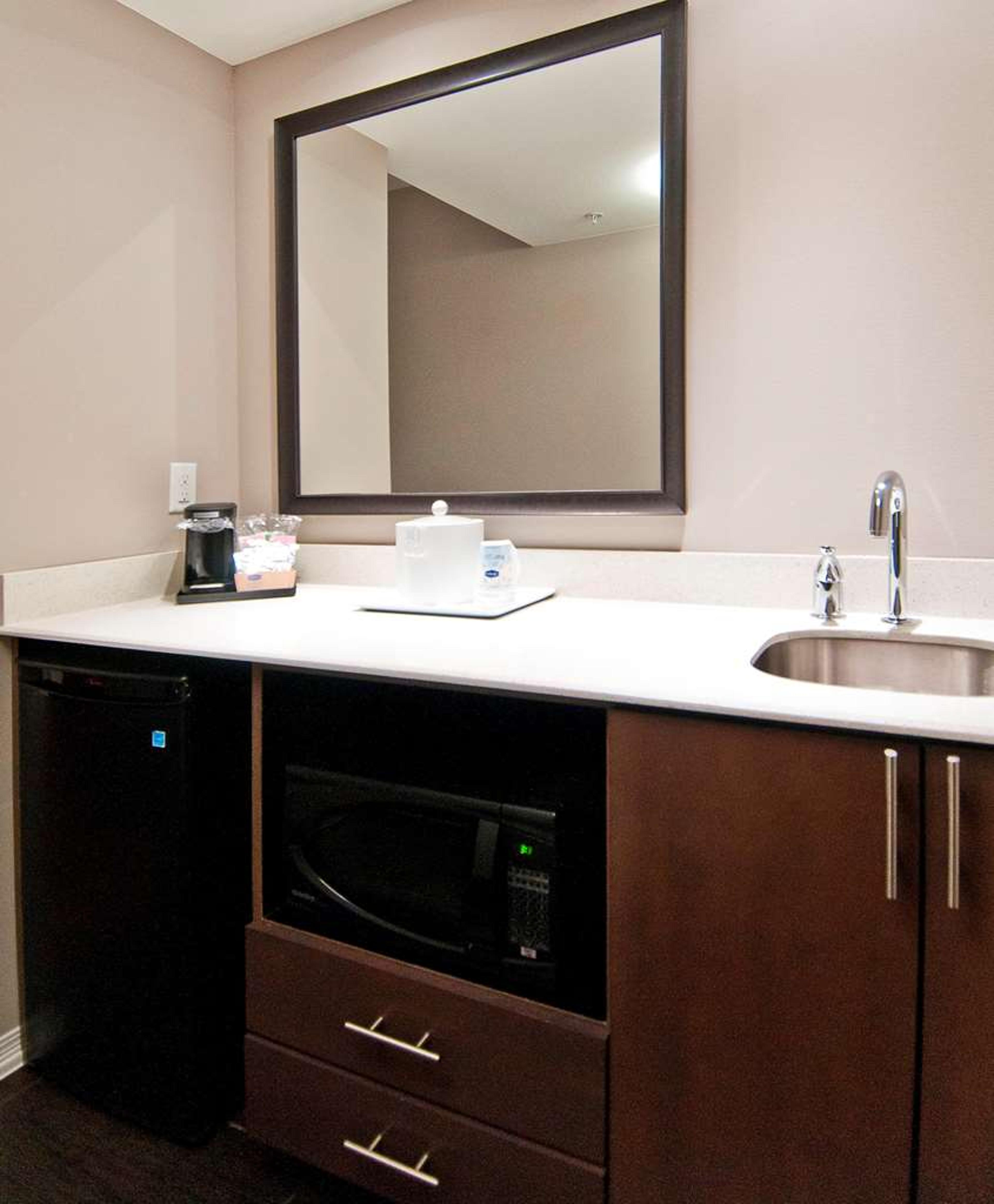 HAMPTON INN AND SUITES PAULS VALLEY