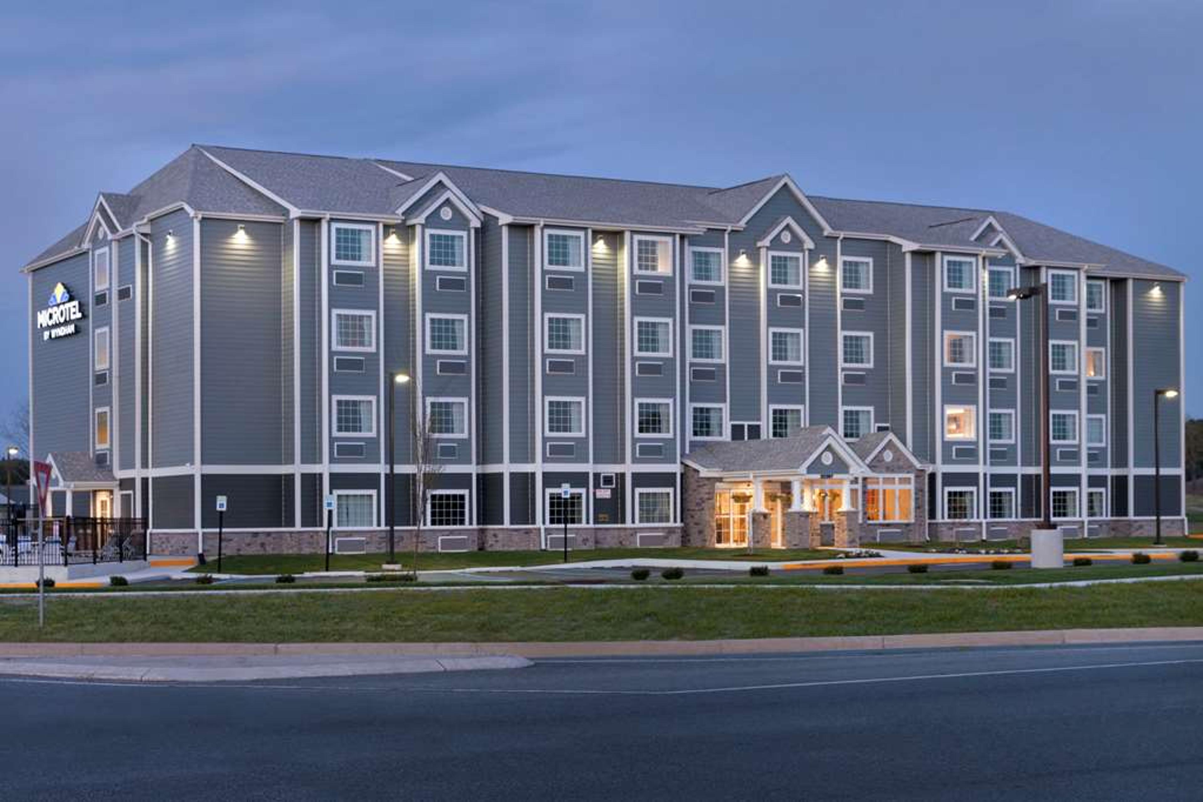 MICROTEL INN & SUITES BY WYNDH