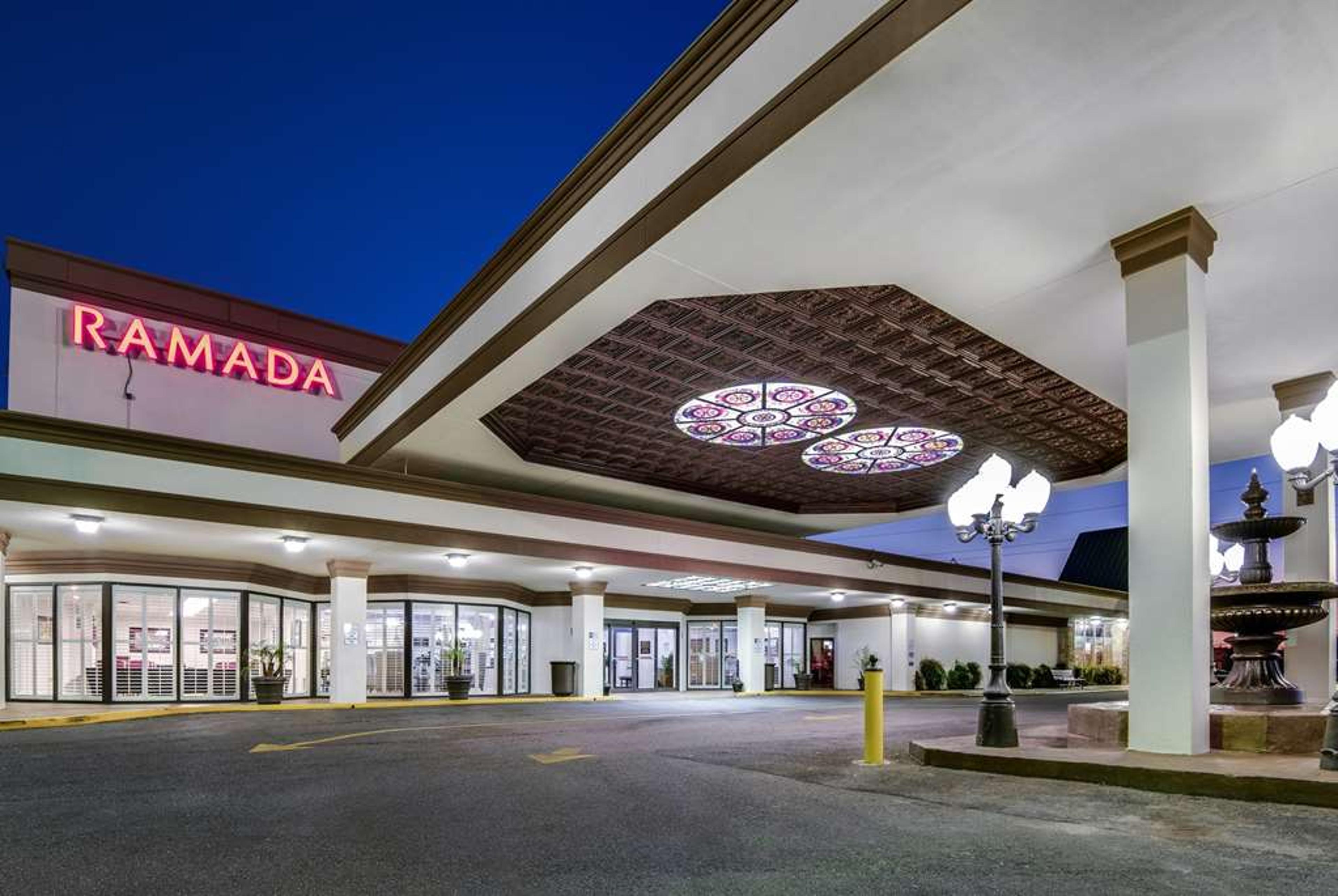 RAMADA BY WYNDHAM, METAIRIE NEW ORL