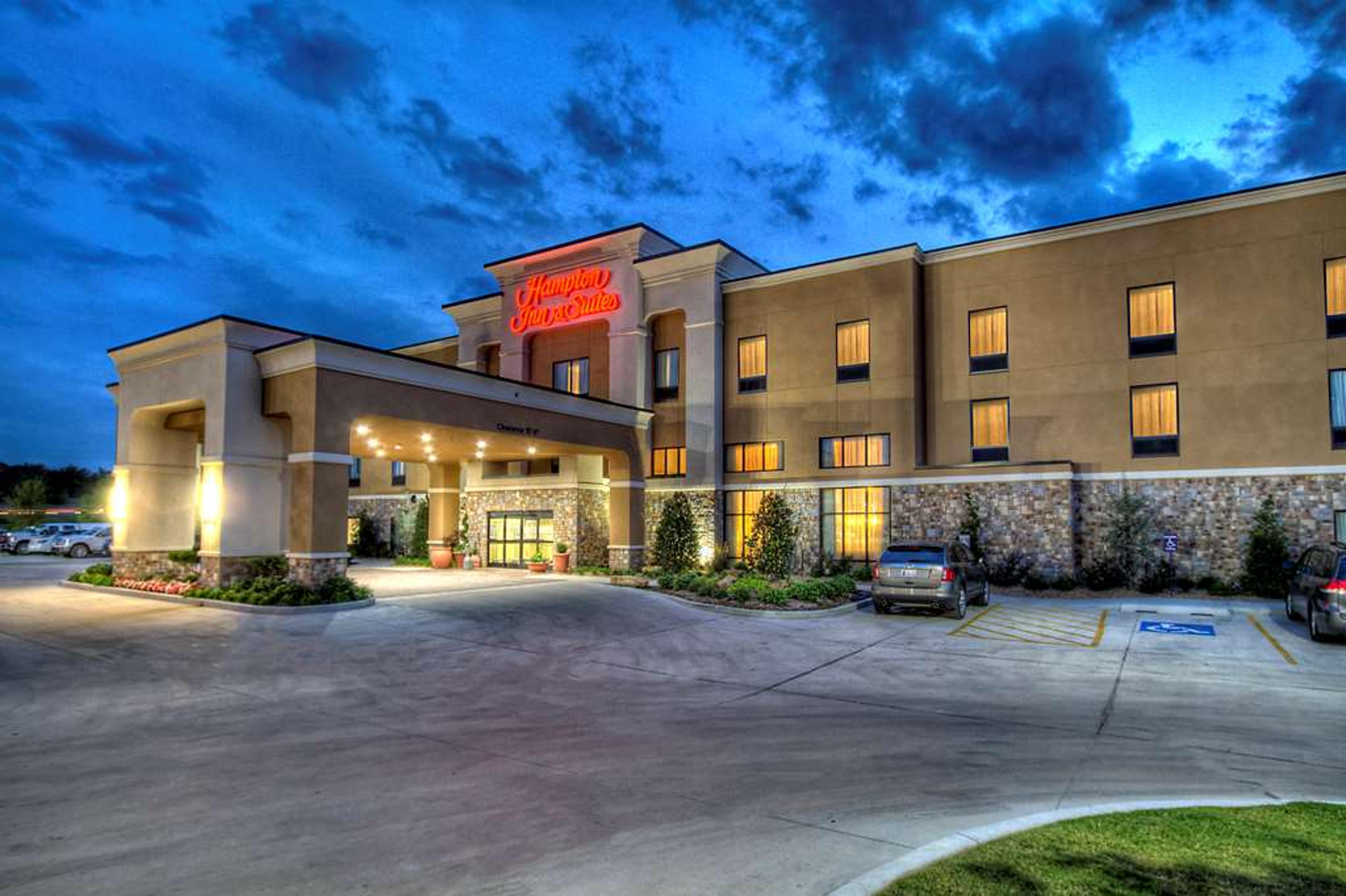 HAMPTON INN AND SUITES ADA, OK