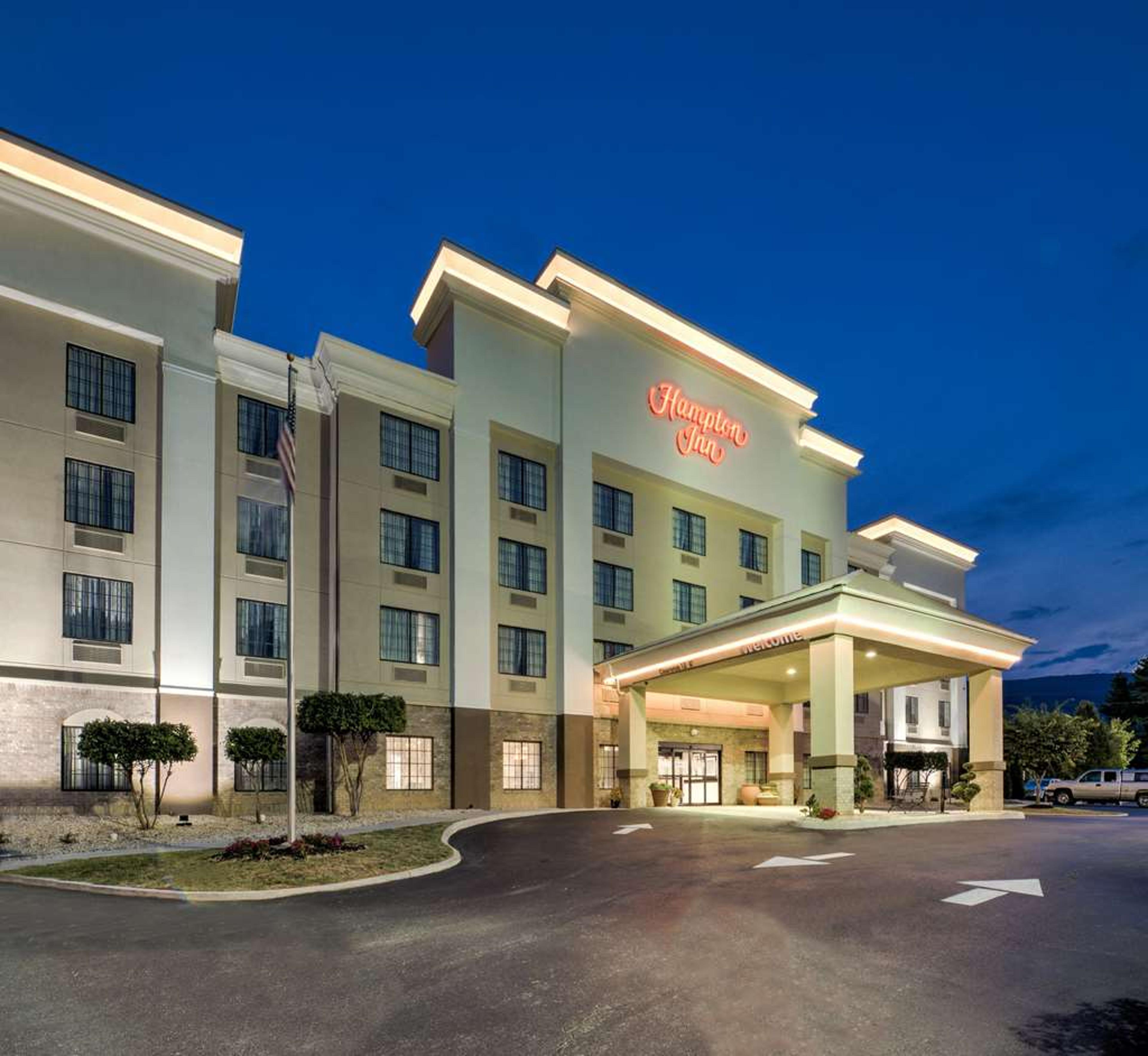 HAMPTON INN SALEM