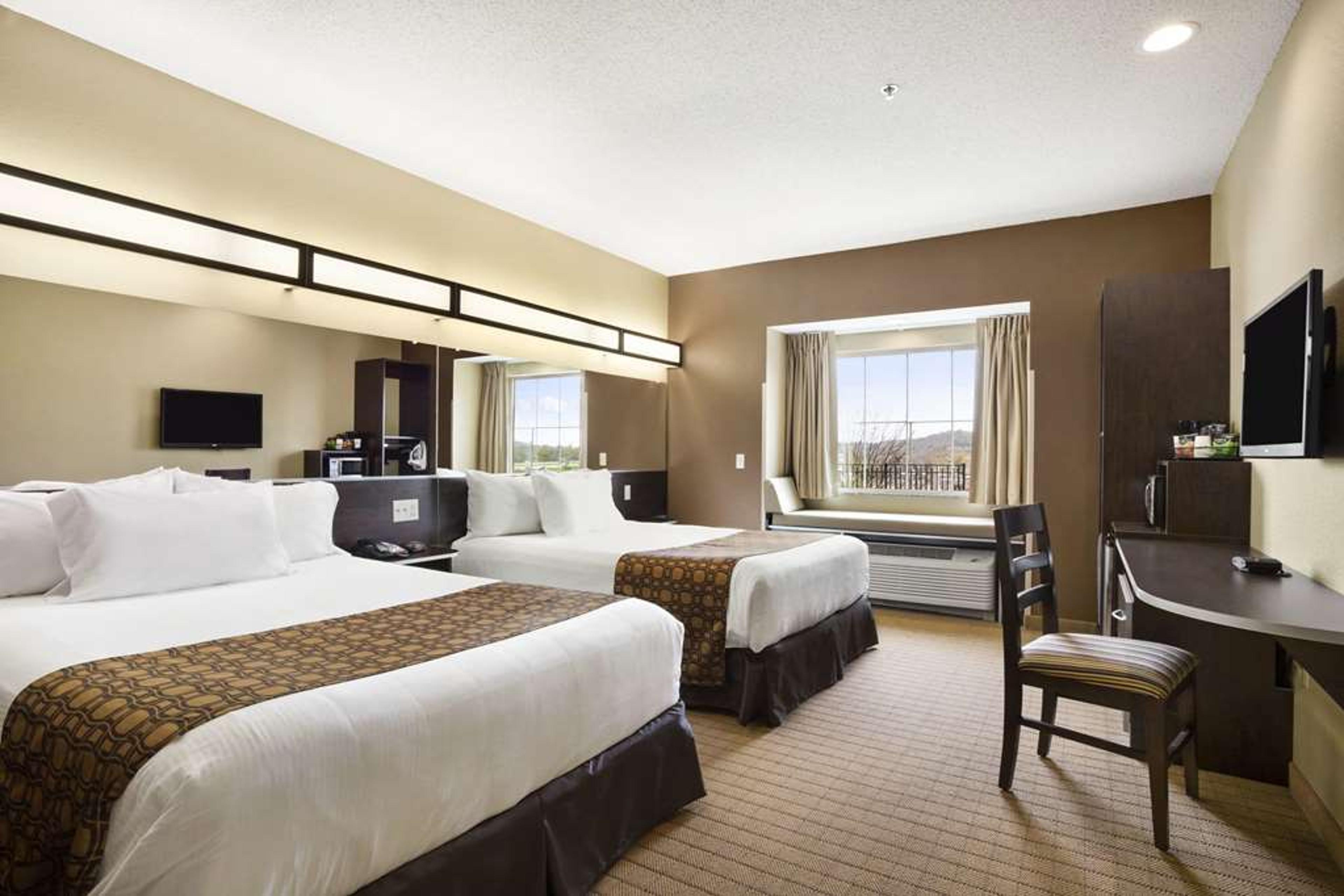 MICROTEL INN & SUITES BY WYNDHAM CA