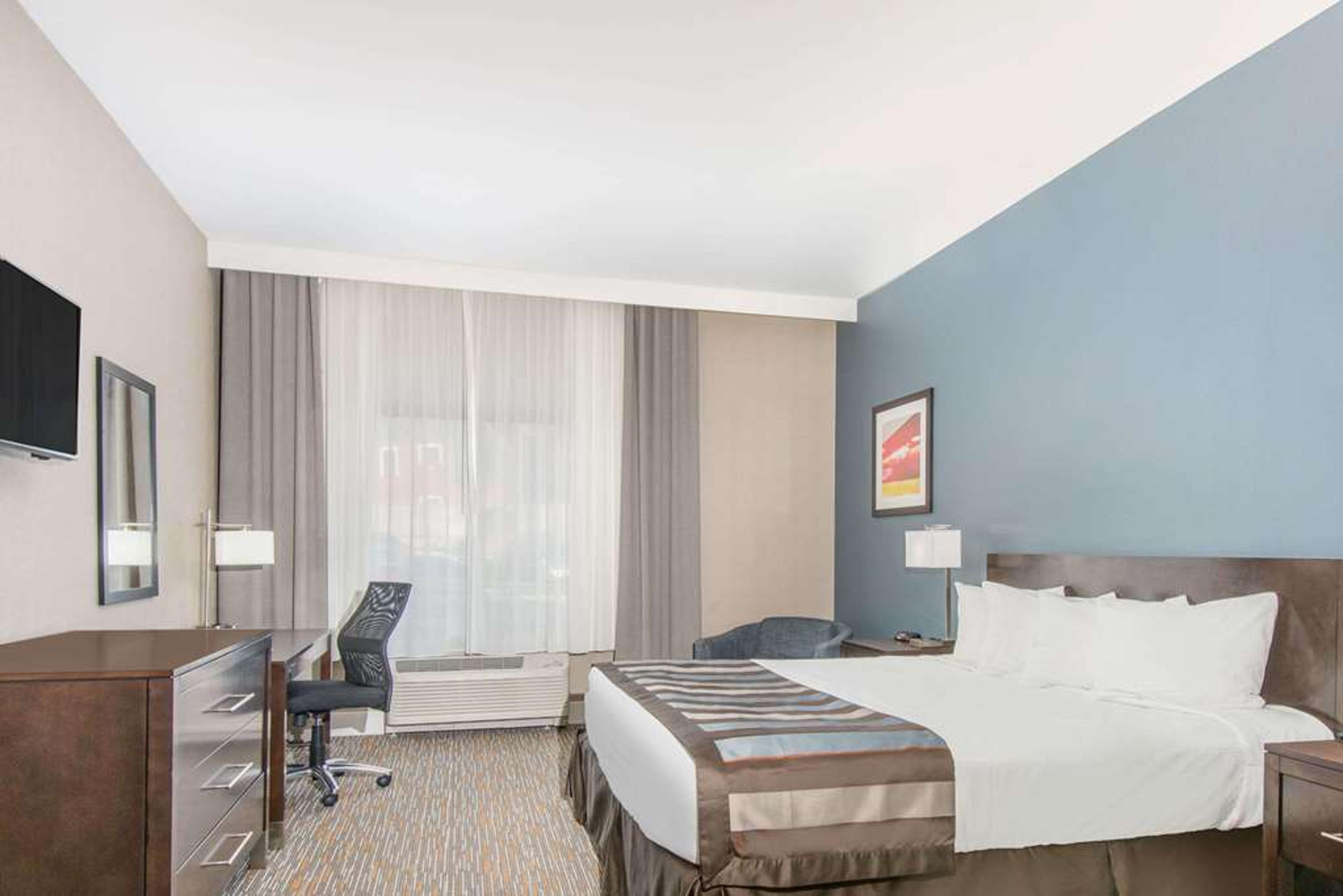 WINGATE BY WYNDHAM NIAGARA FAL