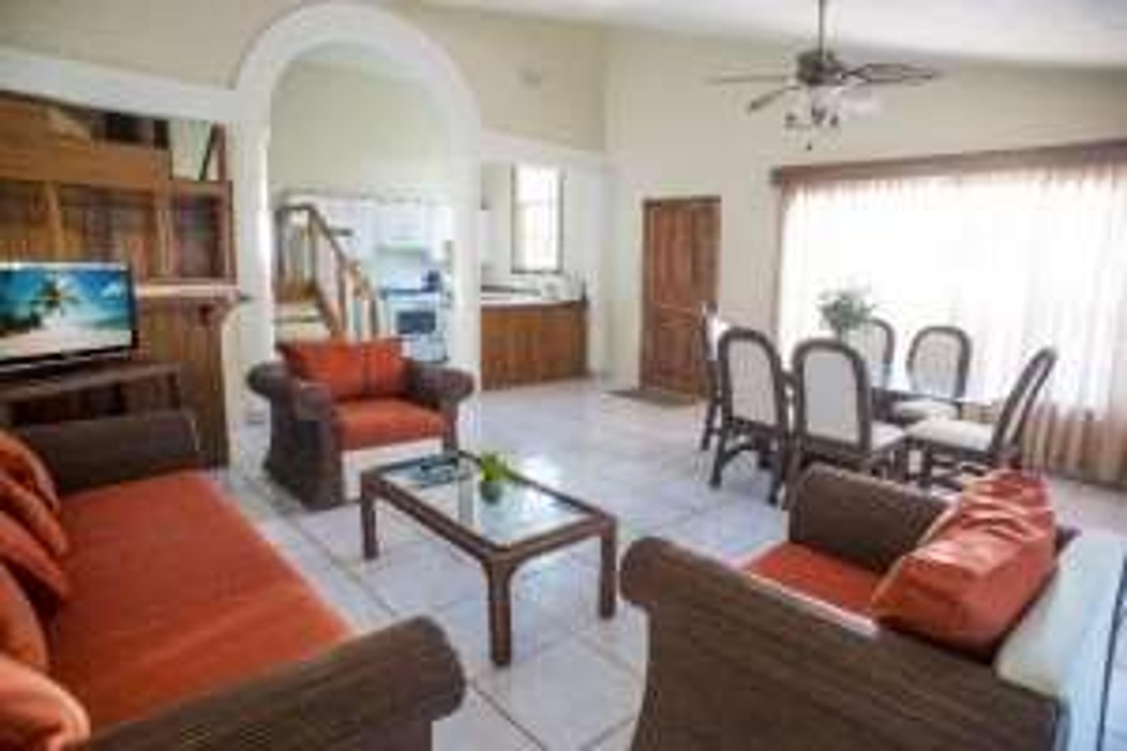 PARADISE OCEANIC HOTEL