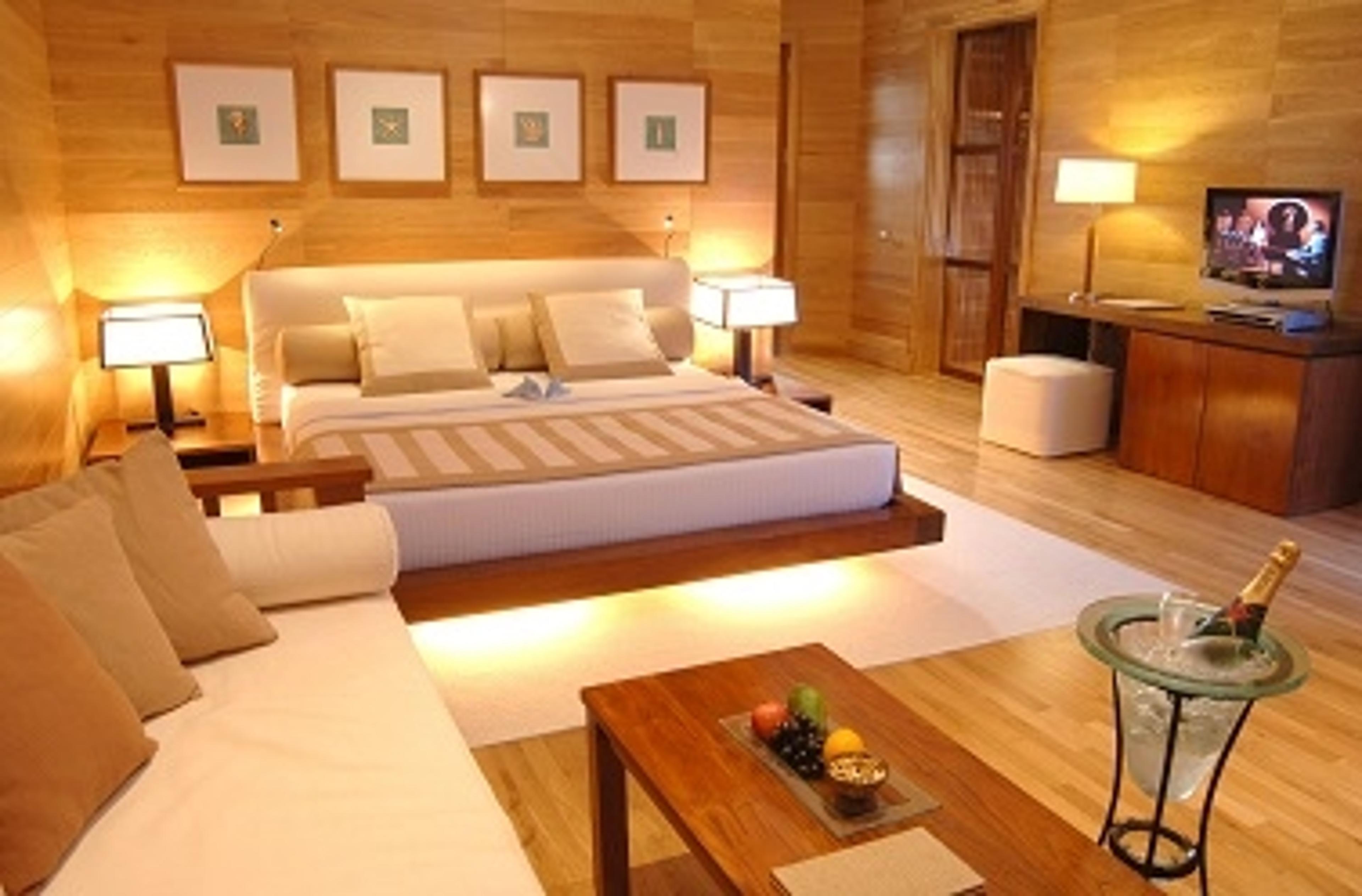 ADAARAN PRESTIGE WATER VILLAS