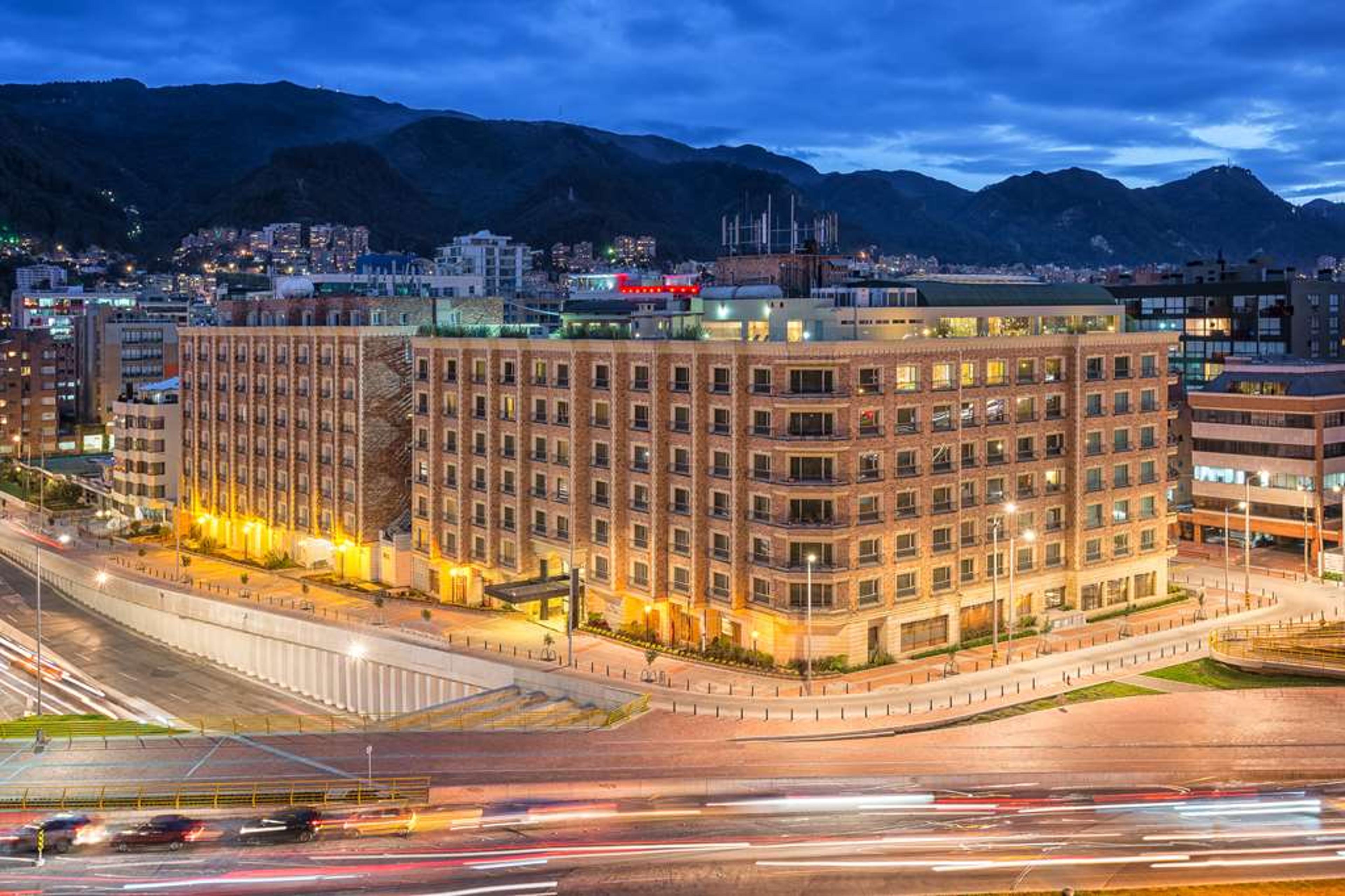 CASA DANN CARLTON HOTEL AND SPA