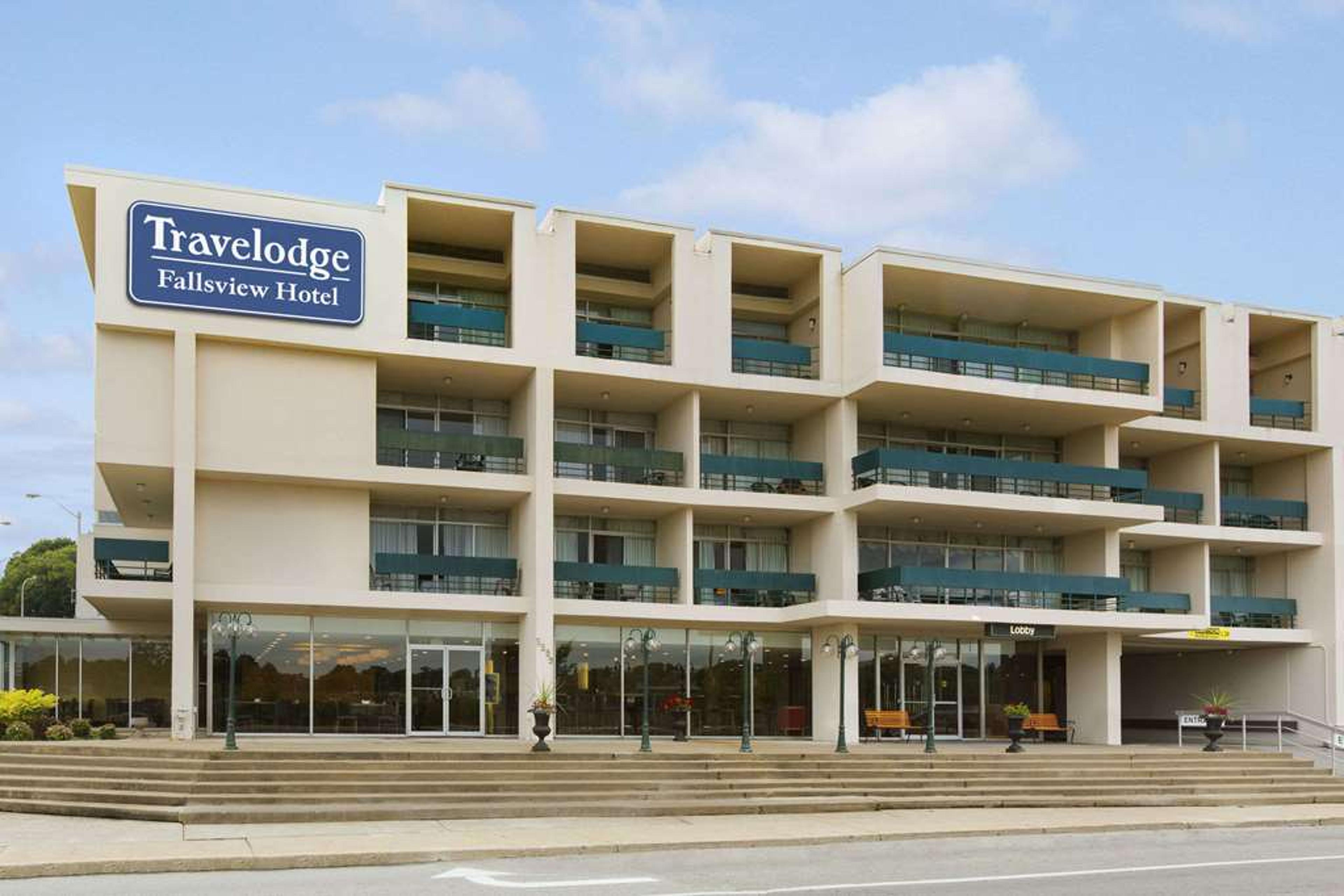 TRAVELODGE HOTEL NIAGARA FALLS