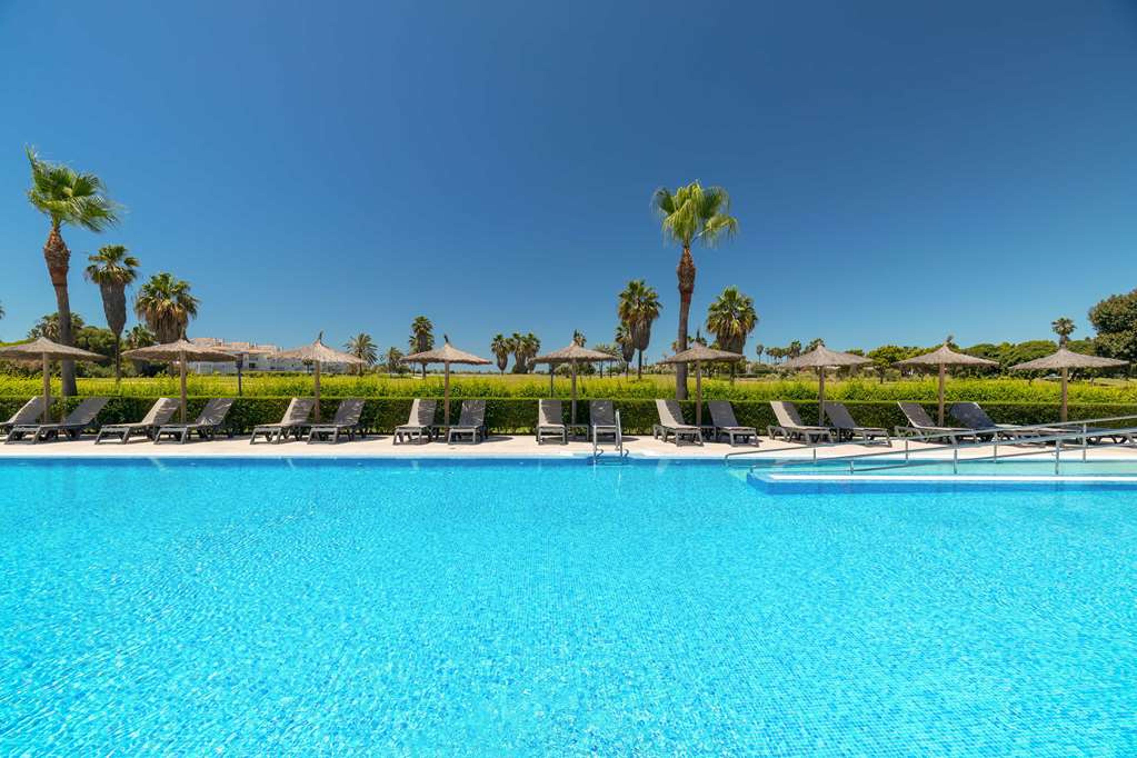 BARCELO COSTA BALLENA GOLF