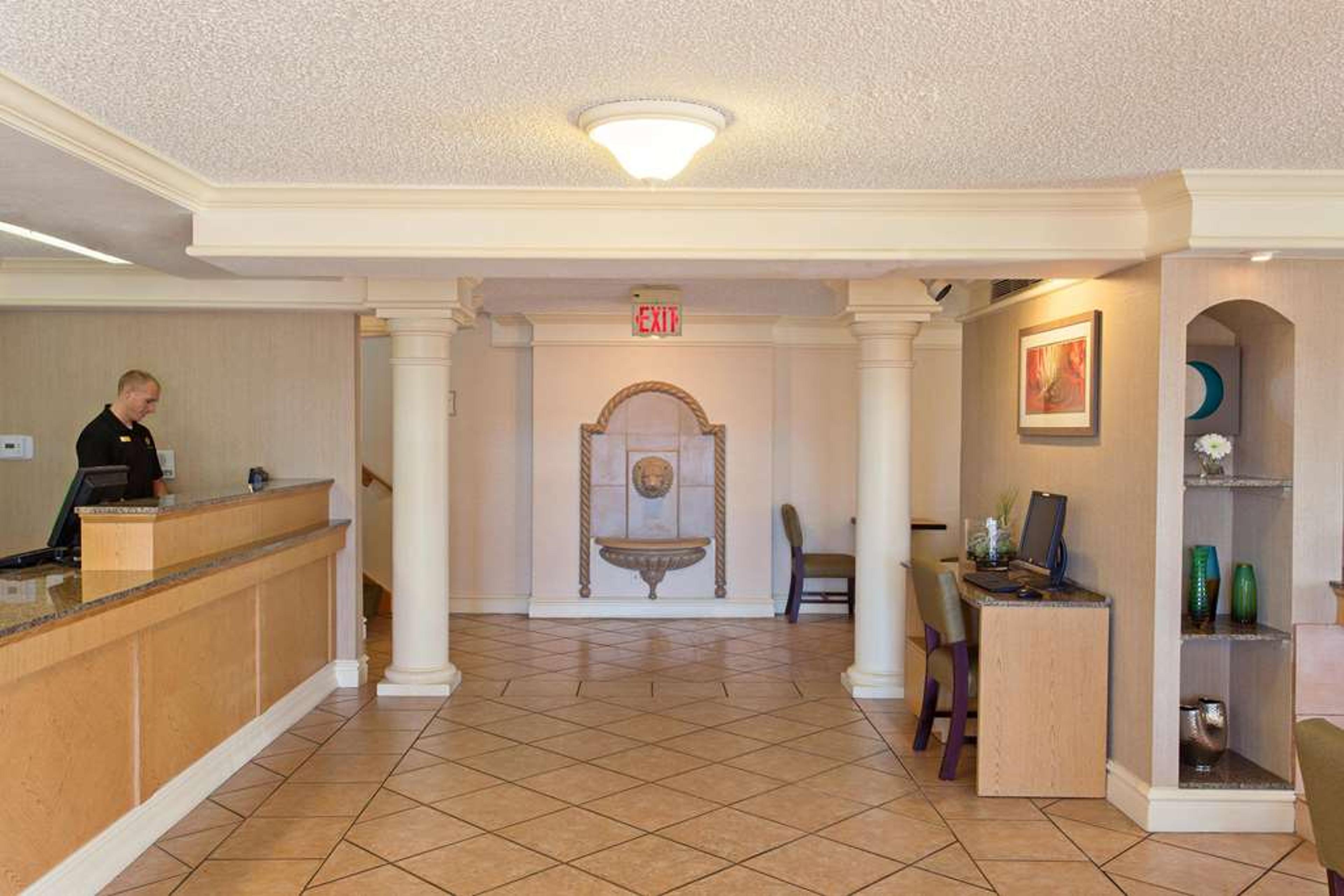 Hotel Photo 2