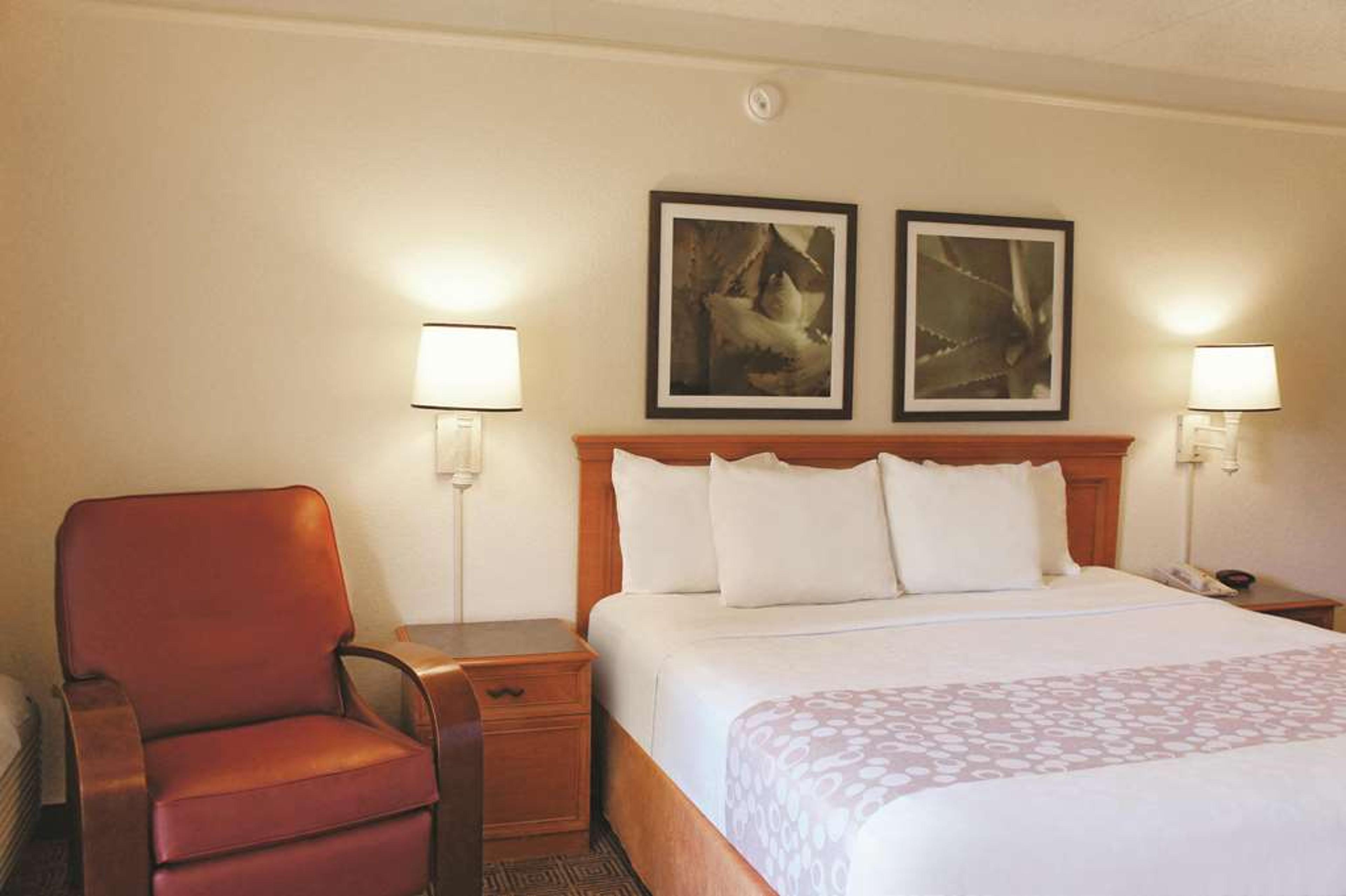 BAYMONT BY WYNDHAM HOUSTON LA PORTE
