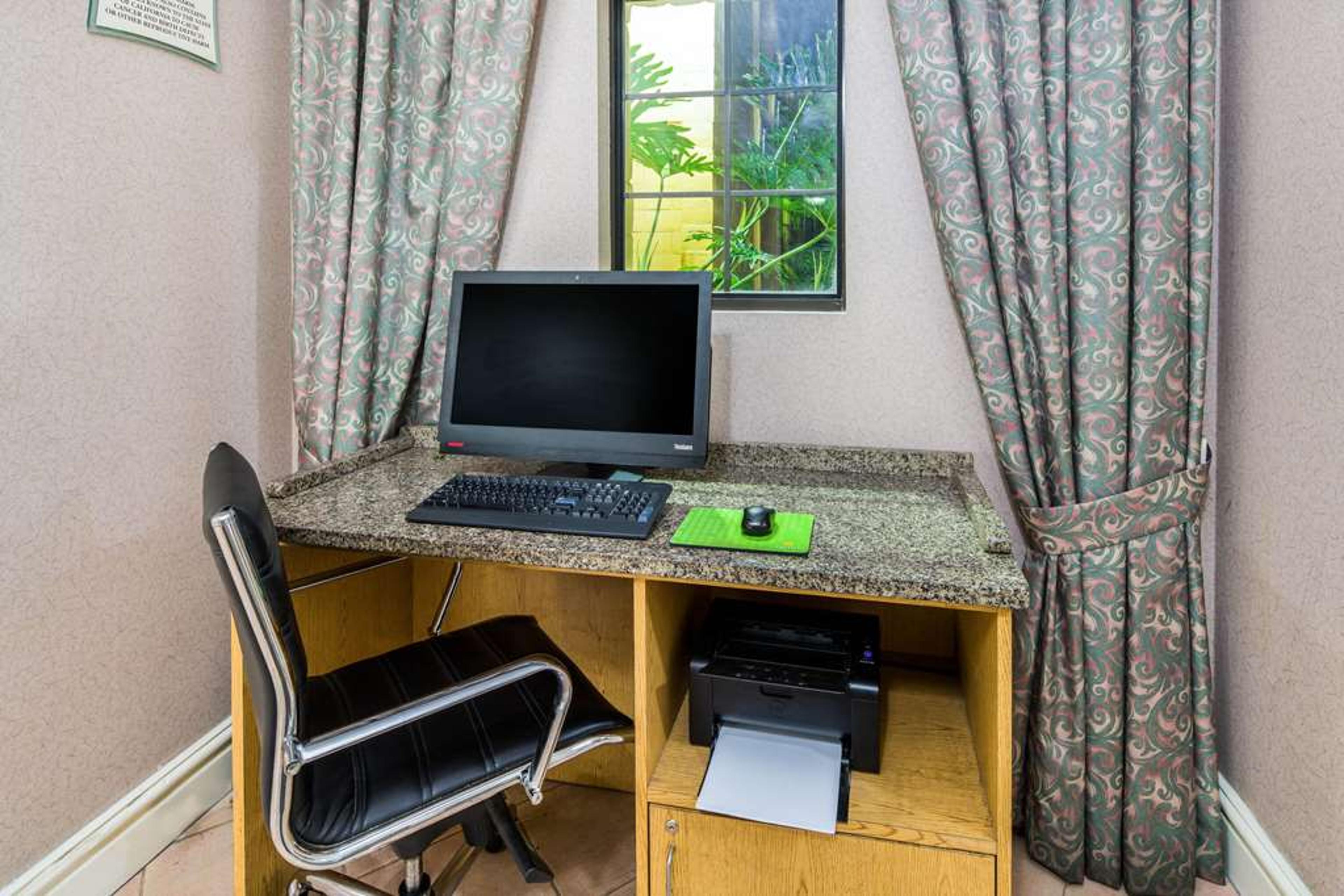 Hotel Photo 4